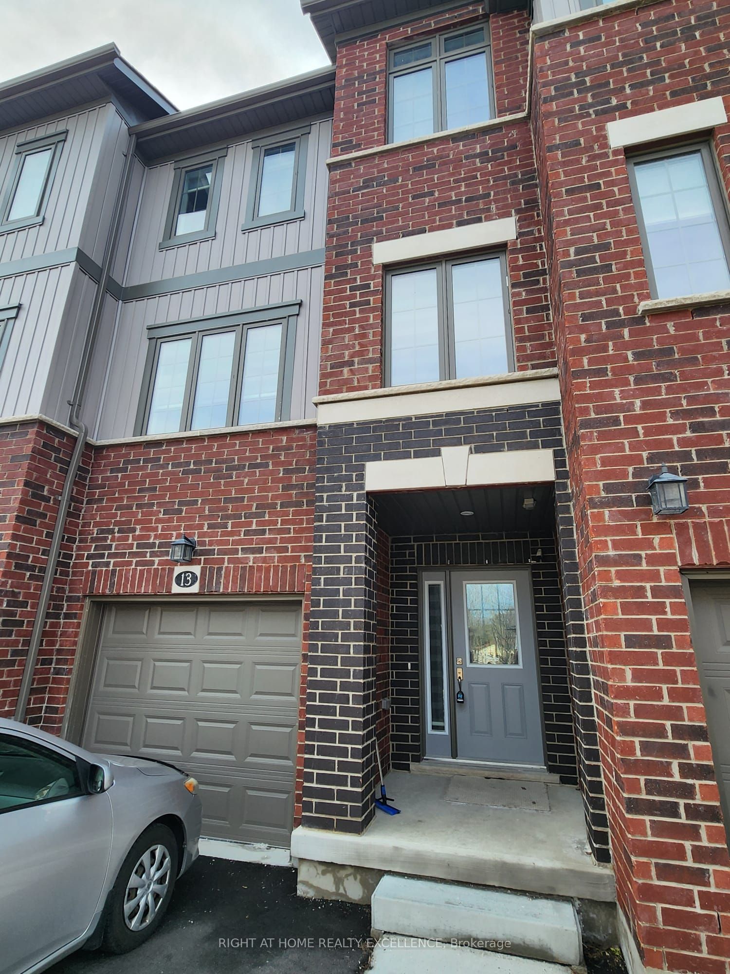 #13 - 311 Woolwich Street Property Photo