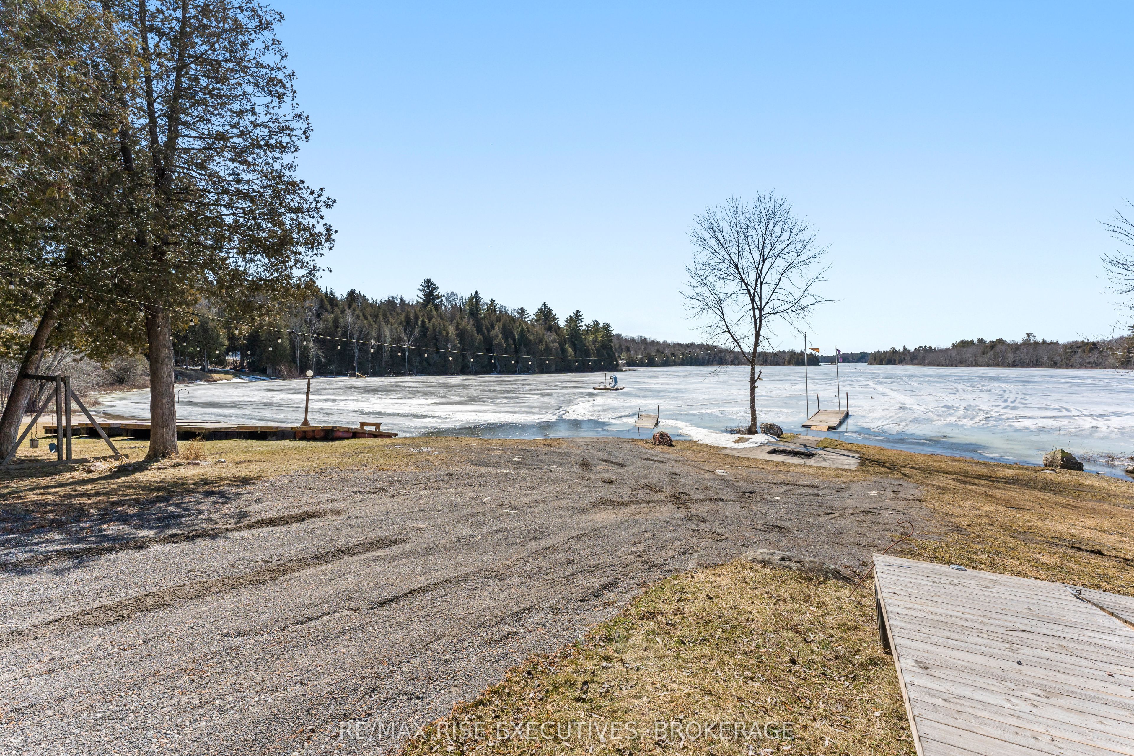 1264 Cox Road Property Photo 3