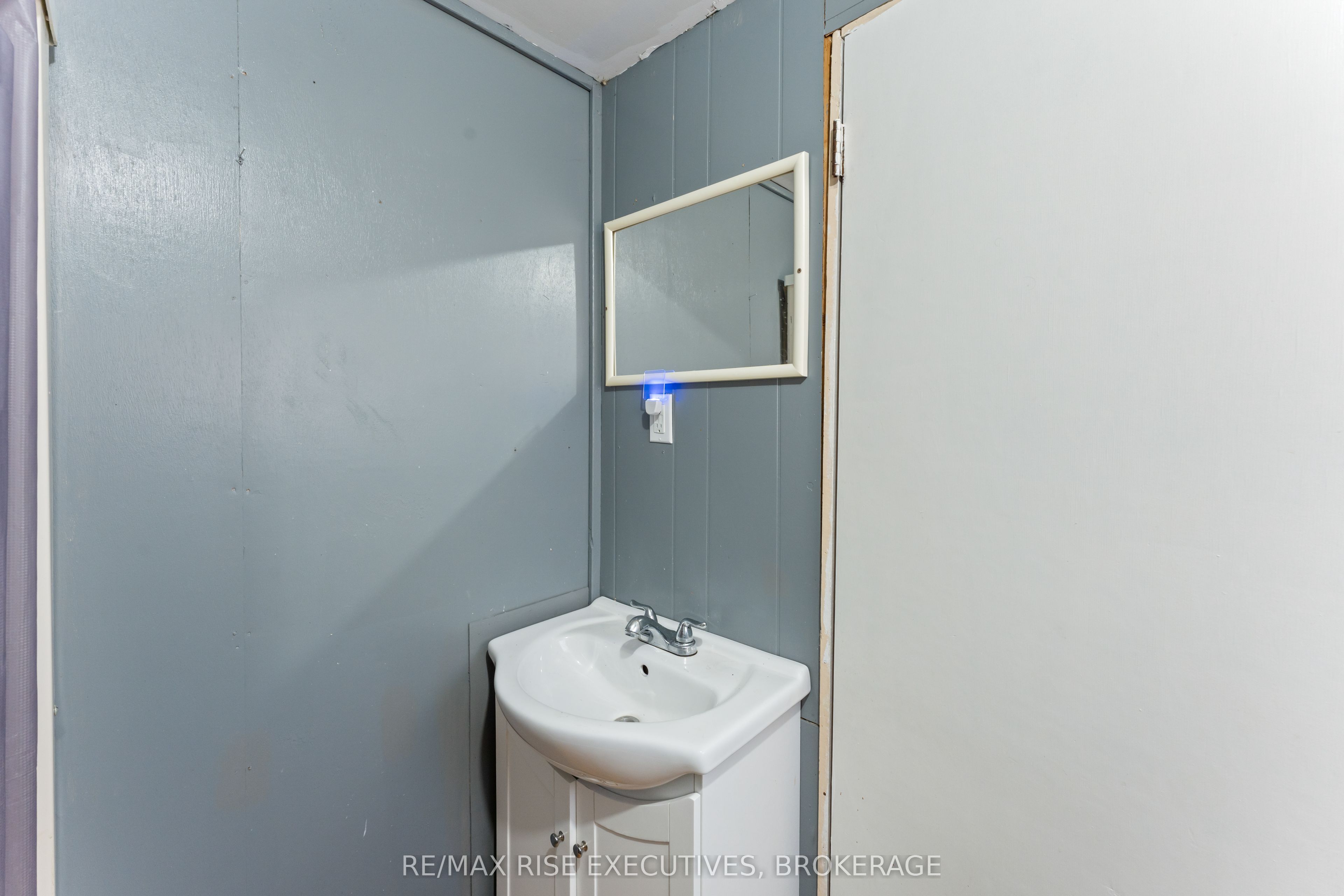 1264 Cox Road Property Photo 8