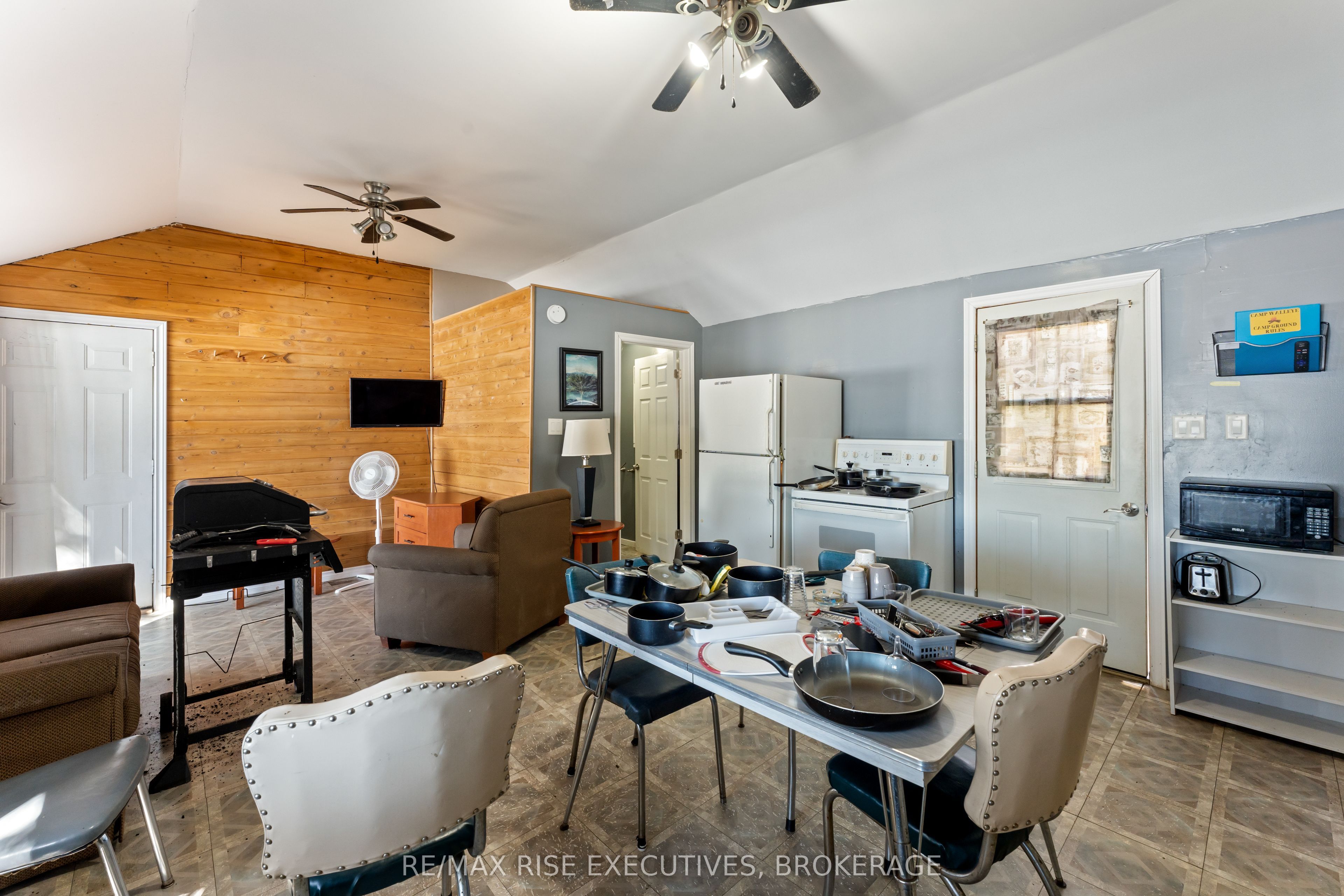 1264 Cox Road Property Photo 12
