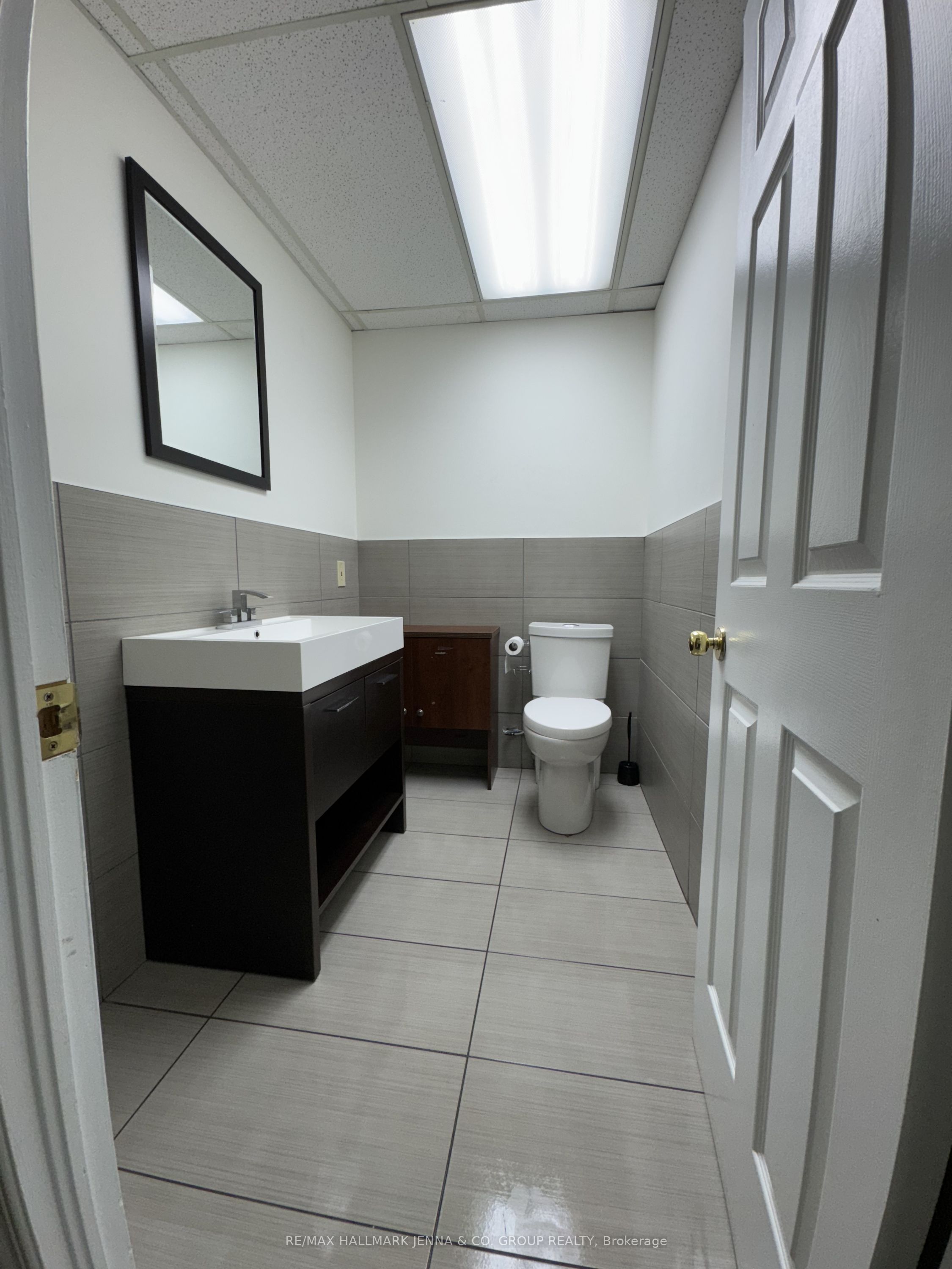 #14 - 1010 Polytek Street Property Photo 4