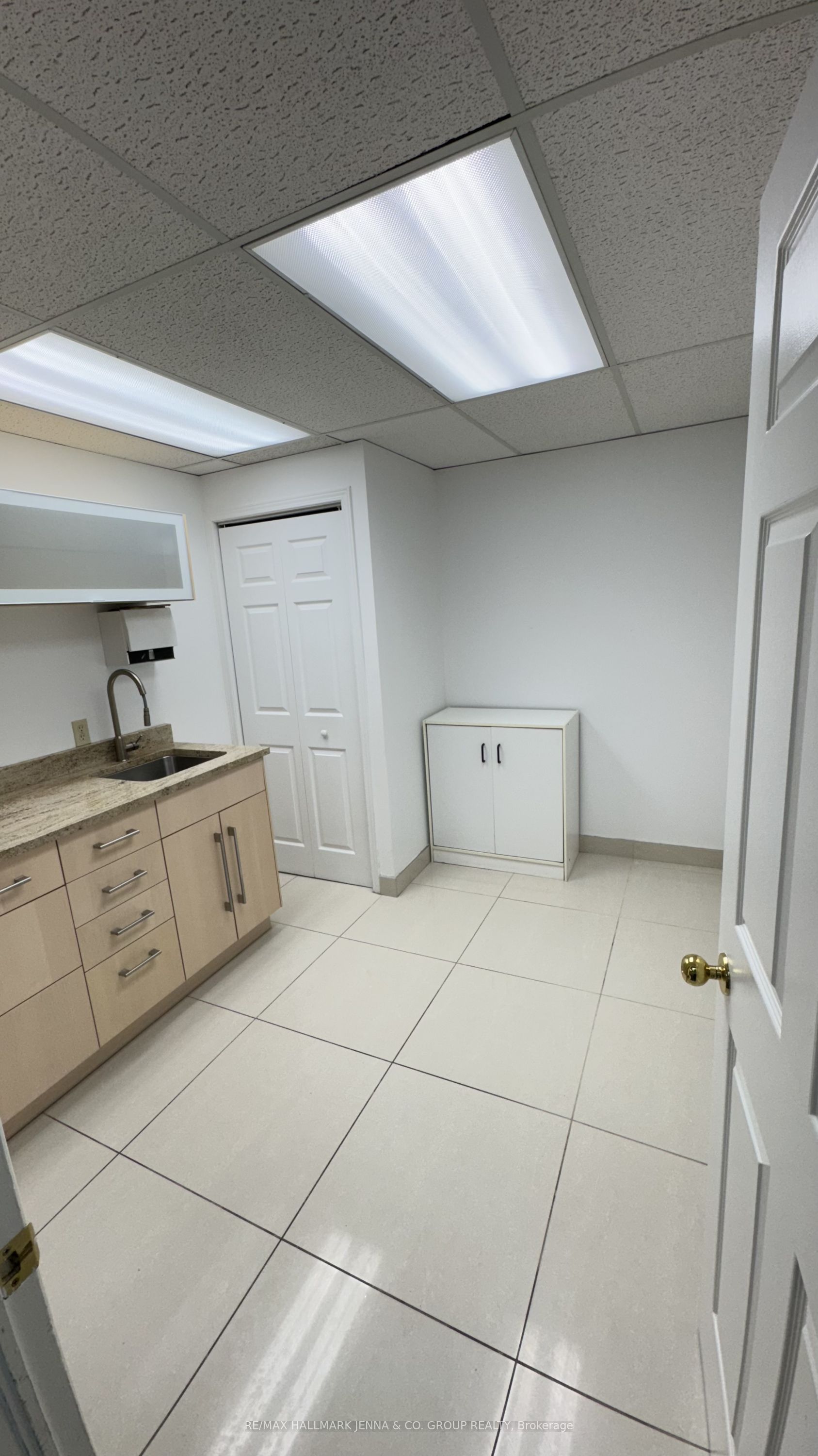 #14 - 1010 Polytek Street Property Photo 5