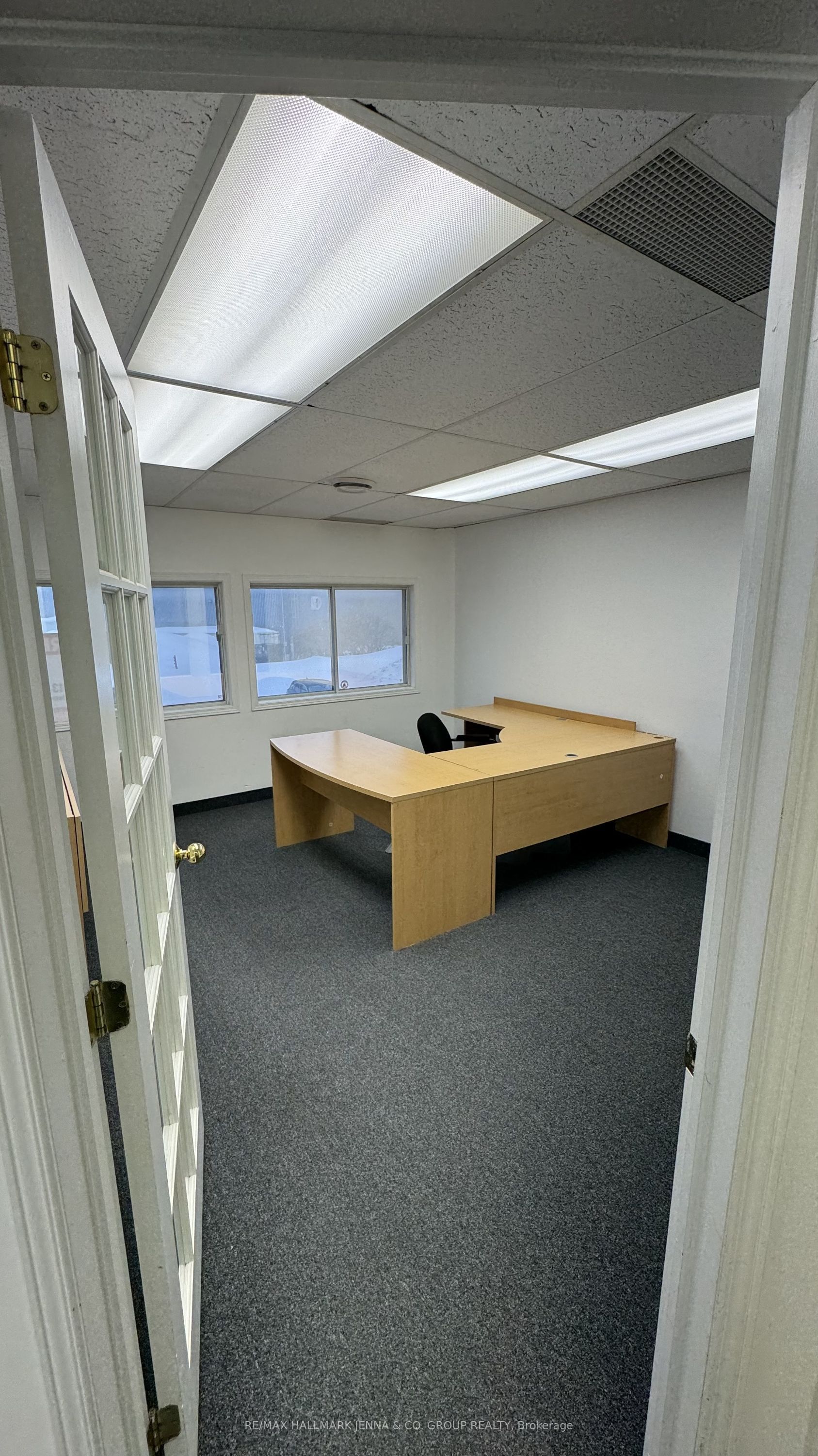 #14 - 1010 Polytek Street Property Photo 10