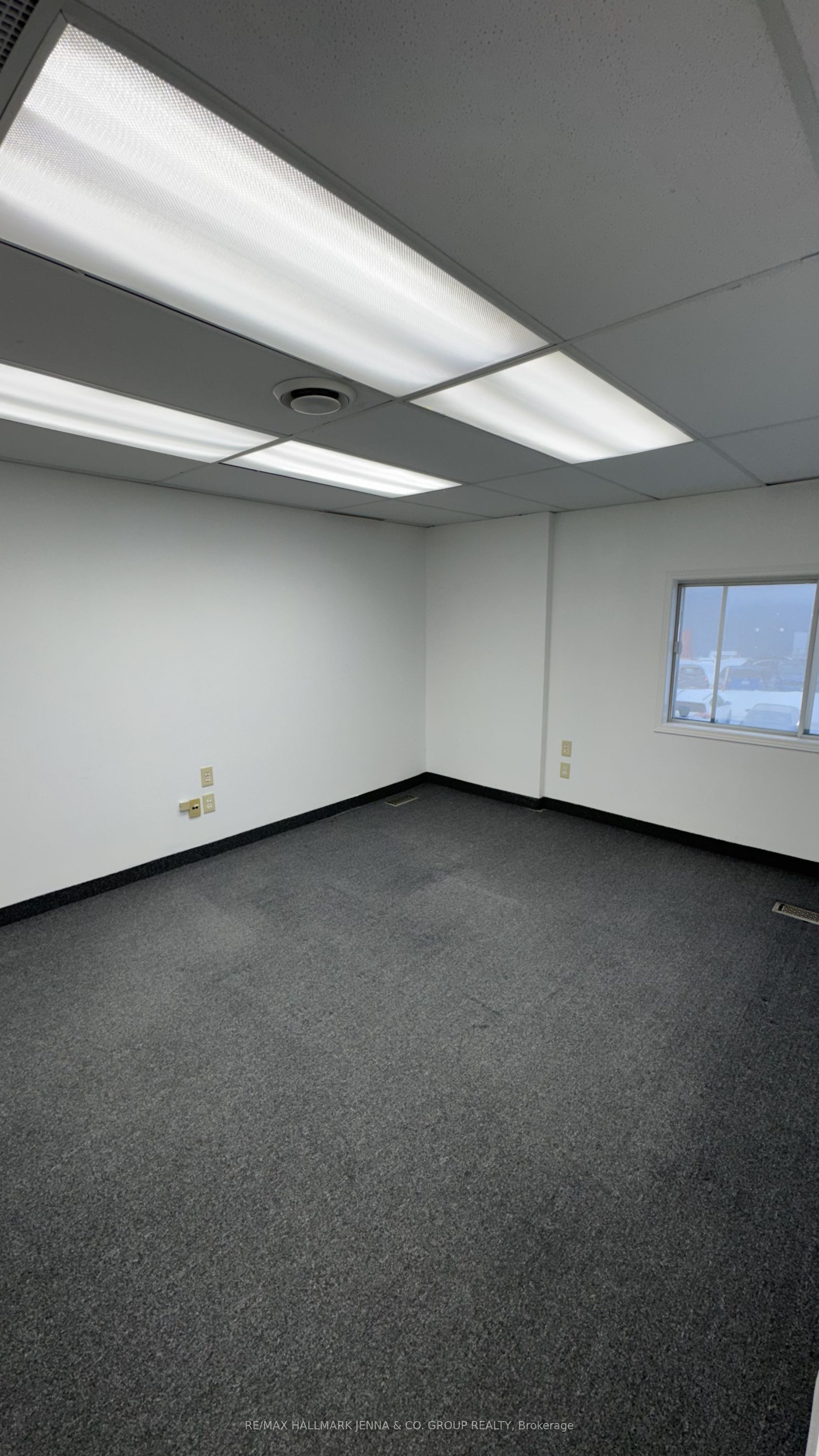 #14 - 1010 Polytek Street Property Photo 14