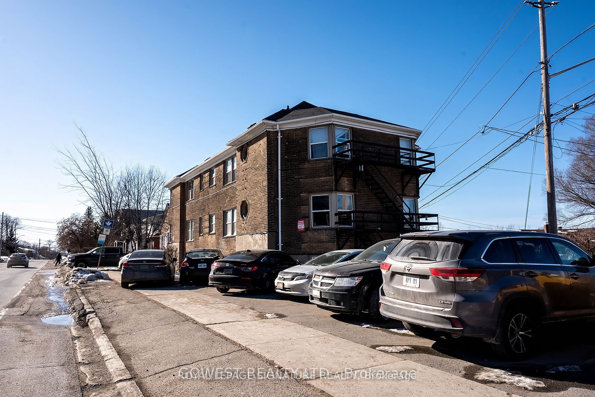 99 Douglas Street Property Photo 3