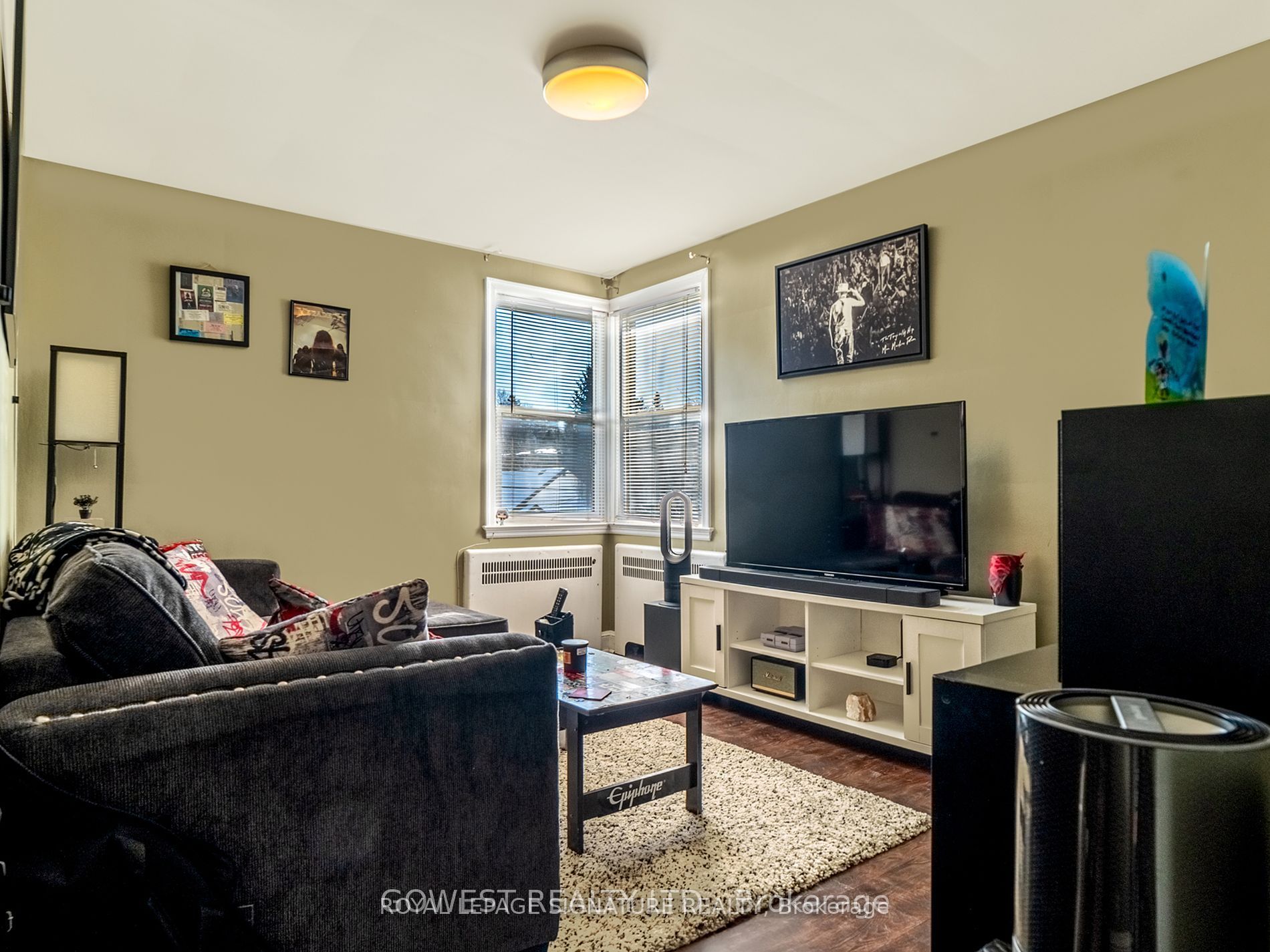 99 Douglas Street Property Photo 6