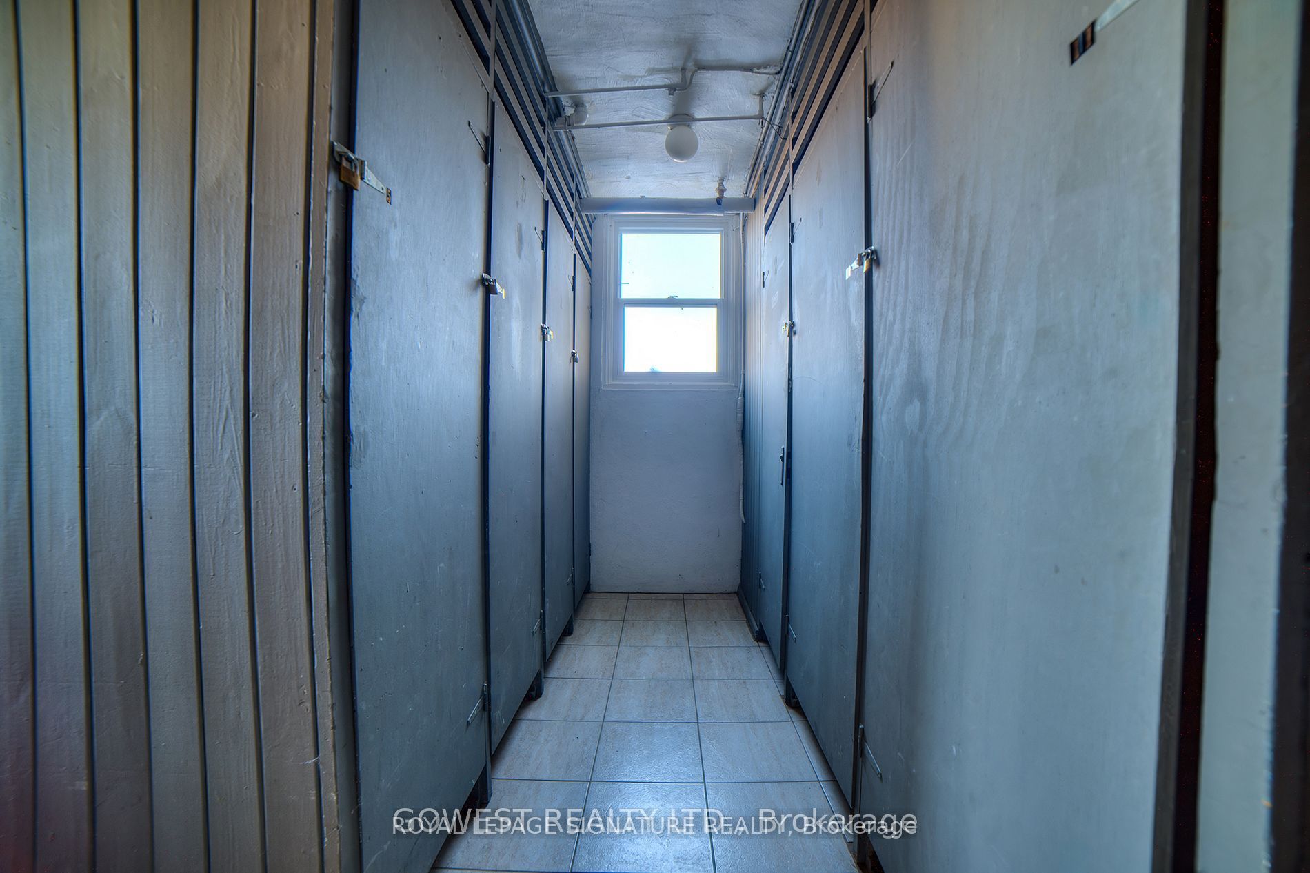 99 Douglas Street Property Photo 20