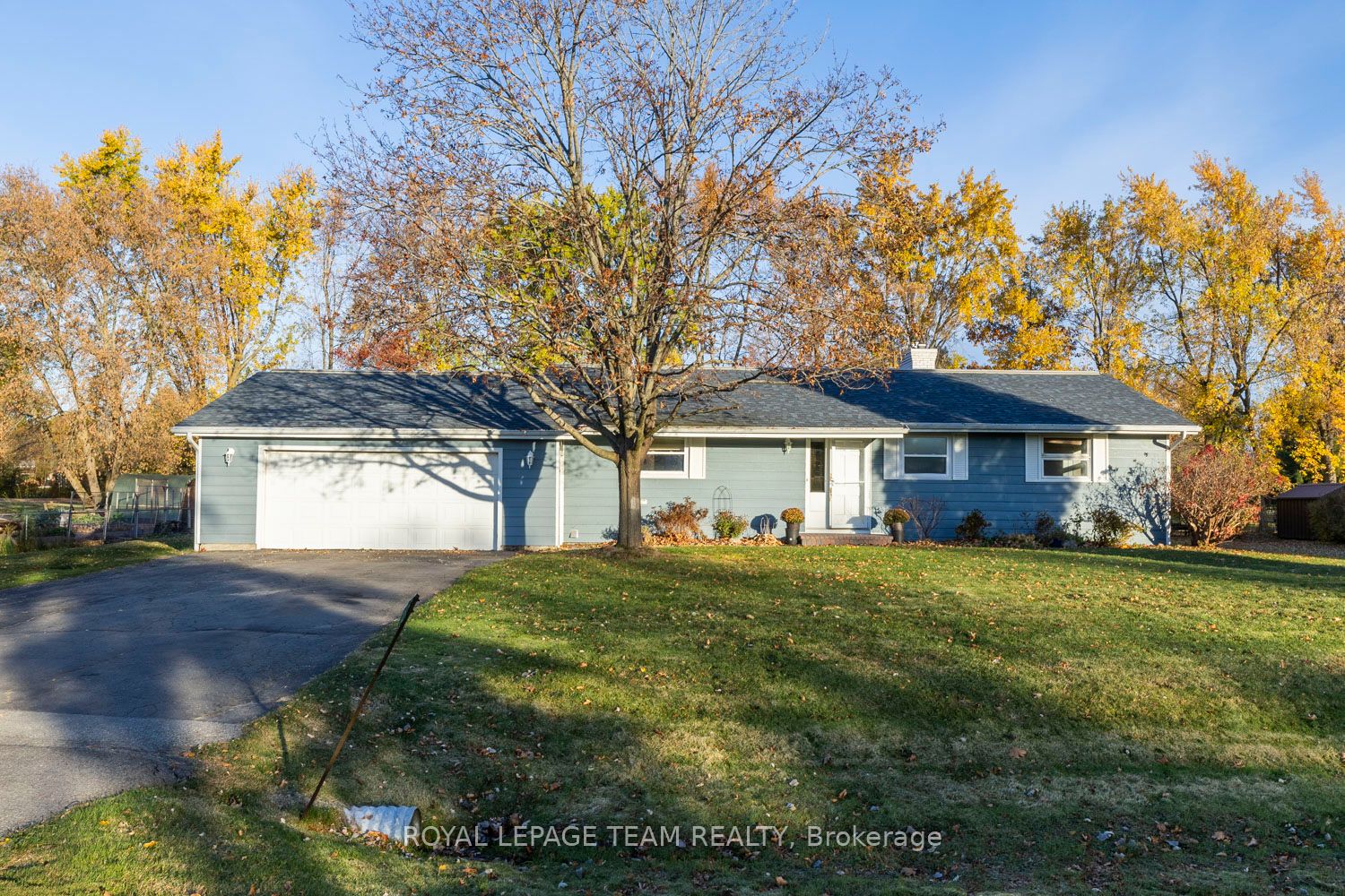 Manotick Real Estate Listings Main Image