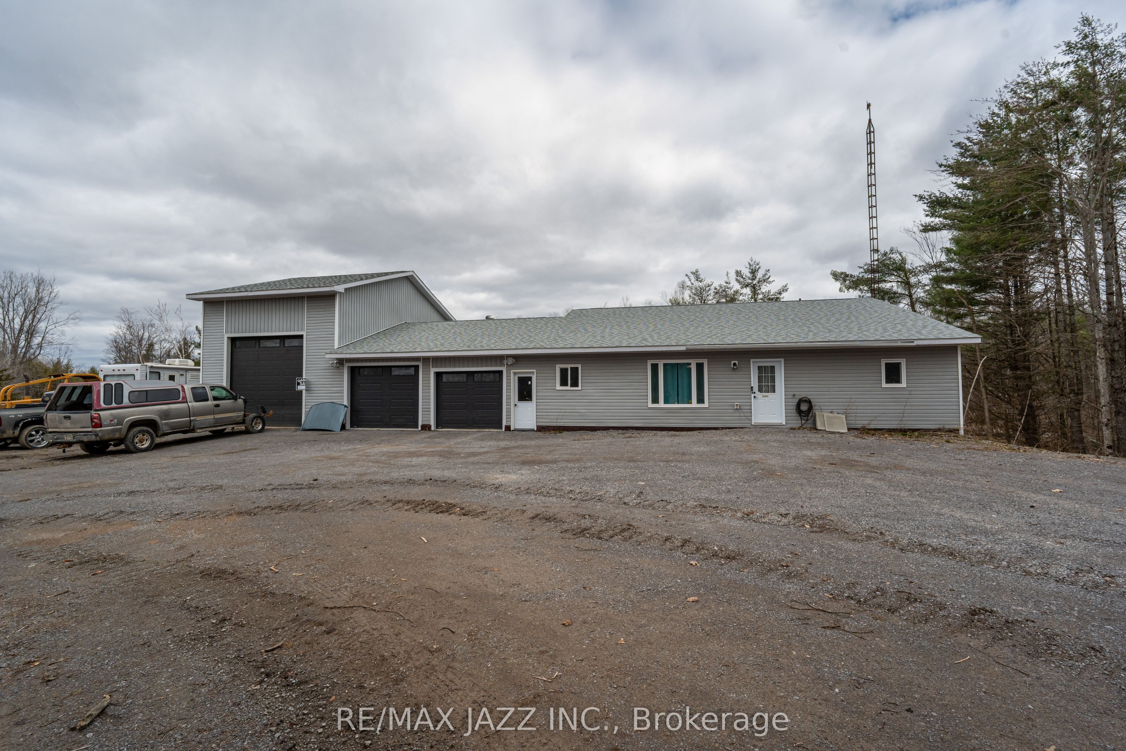 1167 Belmont Township 2 Line Property Photo 1
