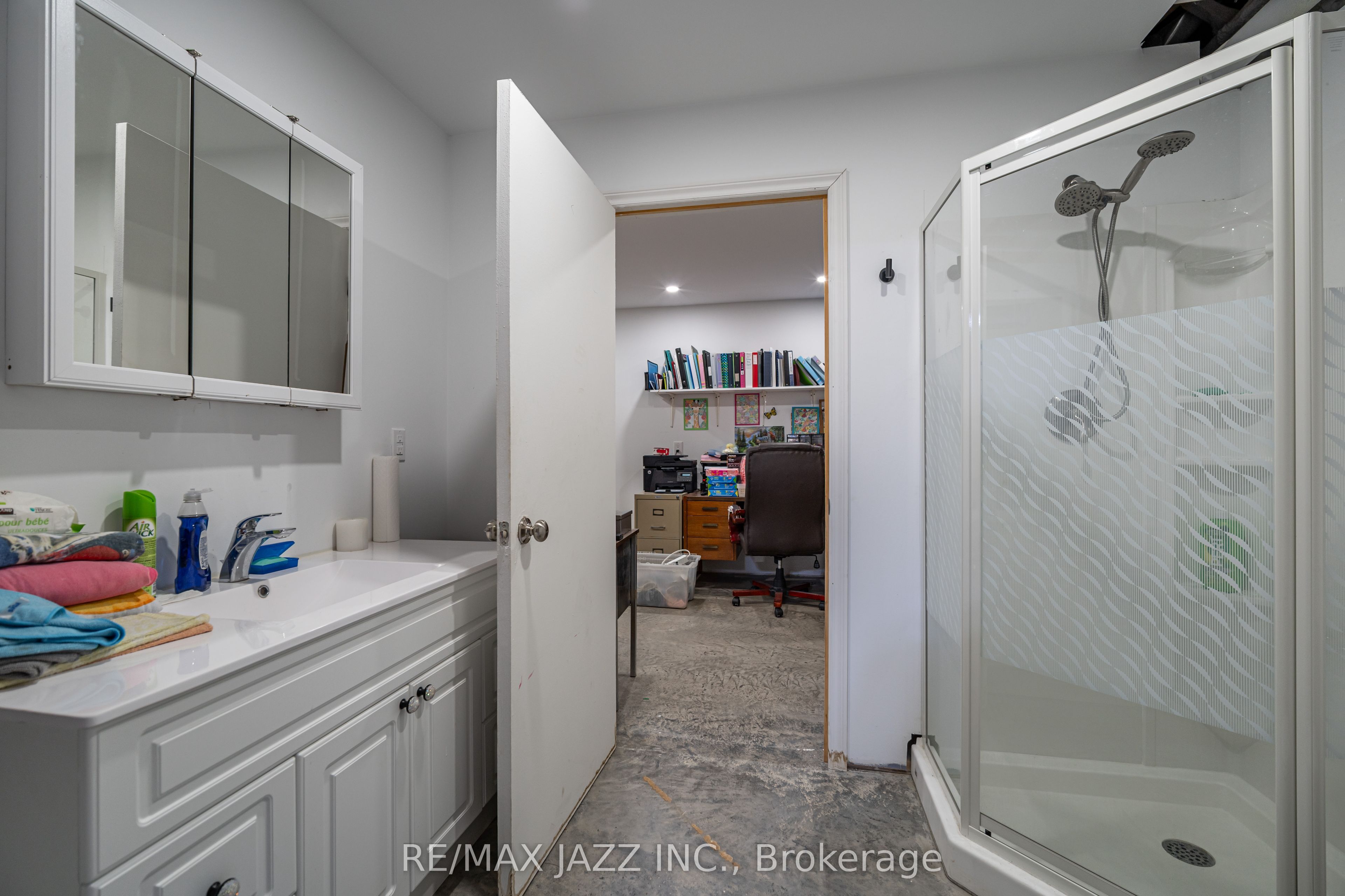 1167 Belmont Township 2 Line Property Photo 17