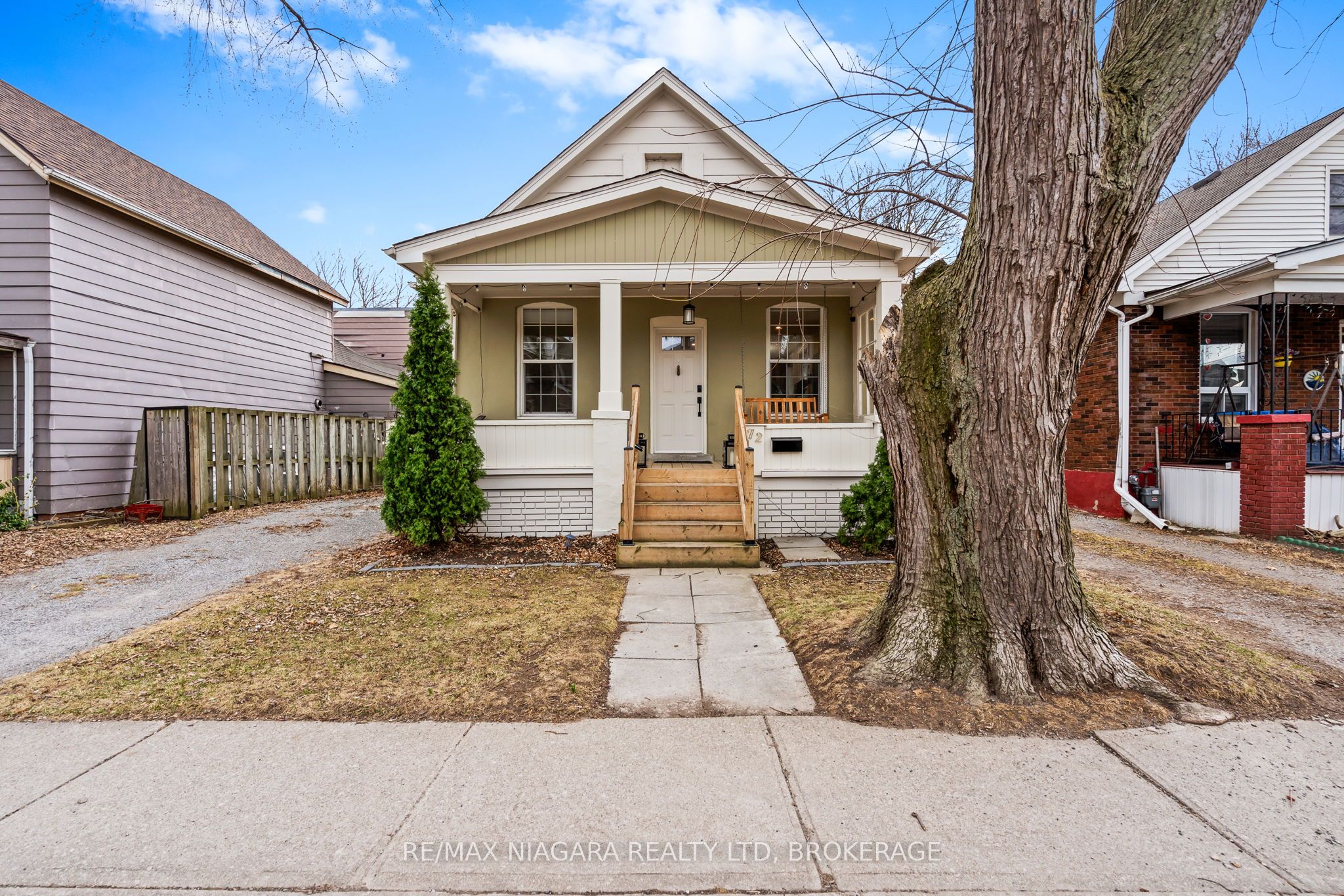 72 Beech St Property Photo
