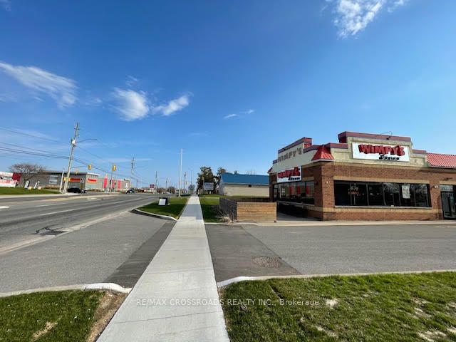 1001 Division Street Property Photo 2