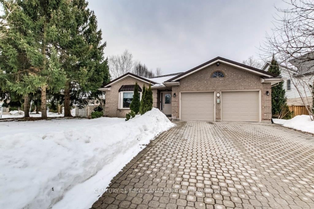 1 Muskoka Cres Property Photo