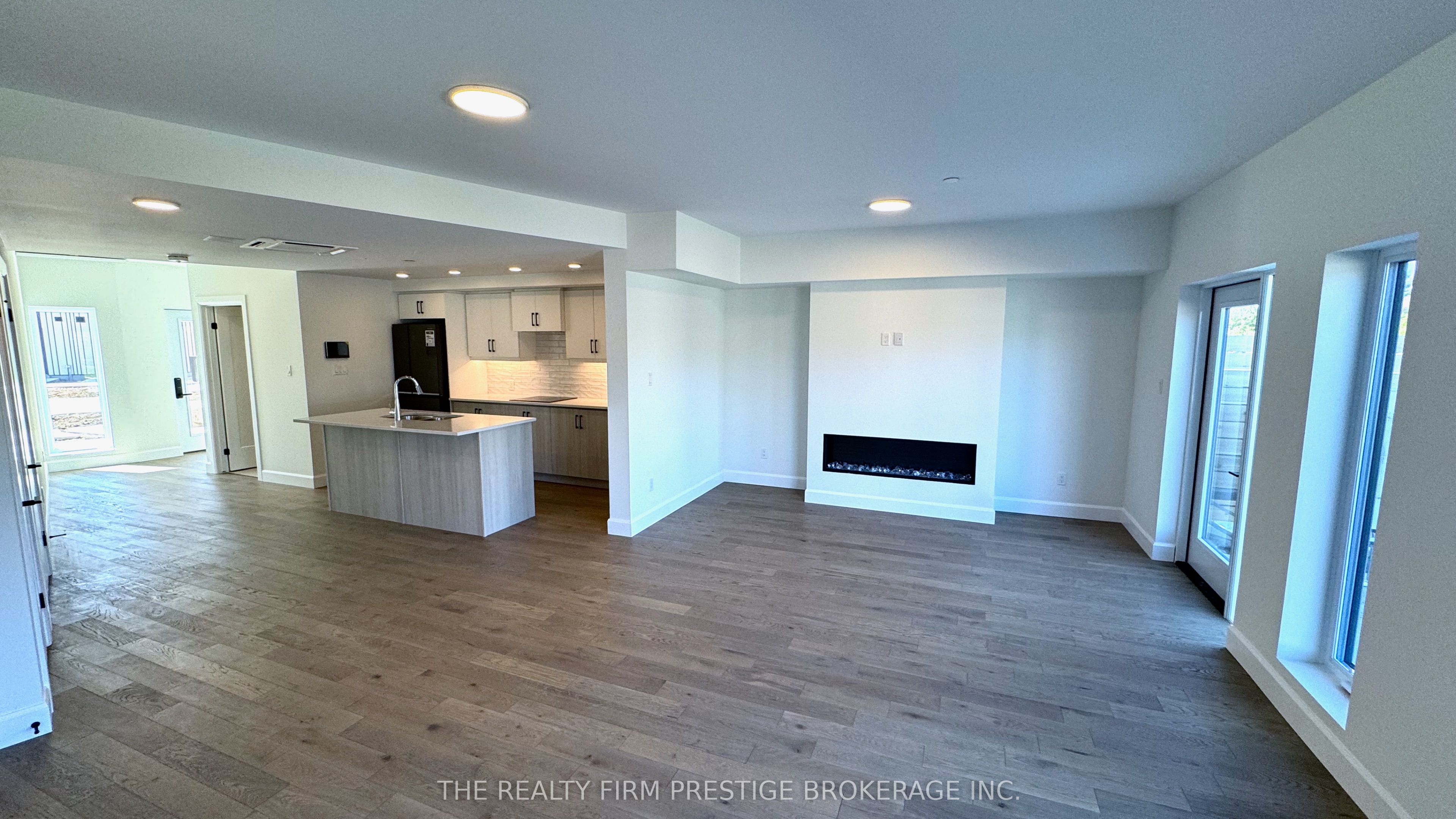 2082 Lumen Drive B118 Property Photo 2