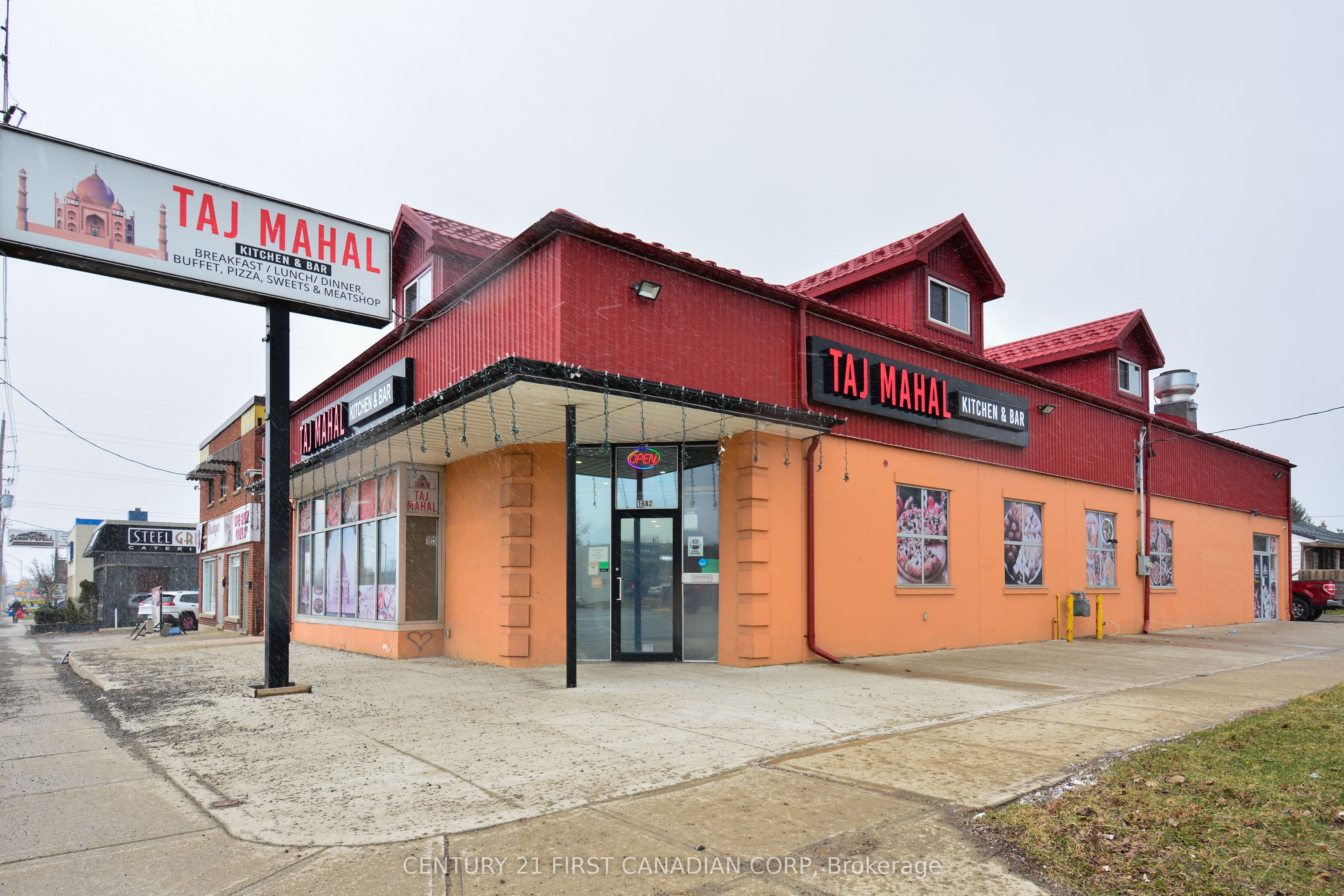 1682 Dundas Street Property Photo 1