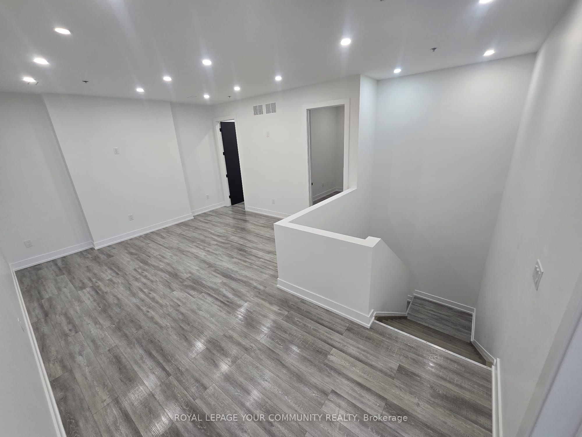 #14 - 395 Anchor Road Property Photo 14