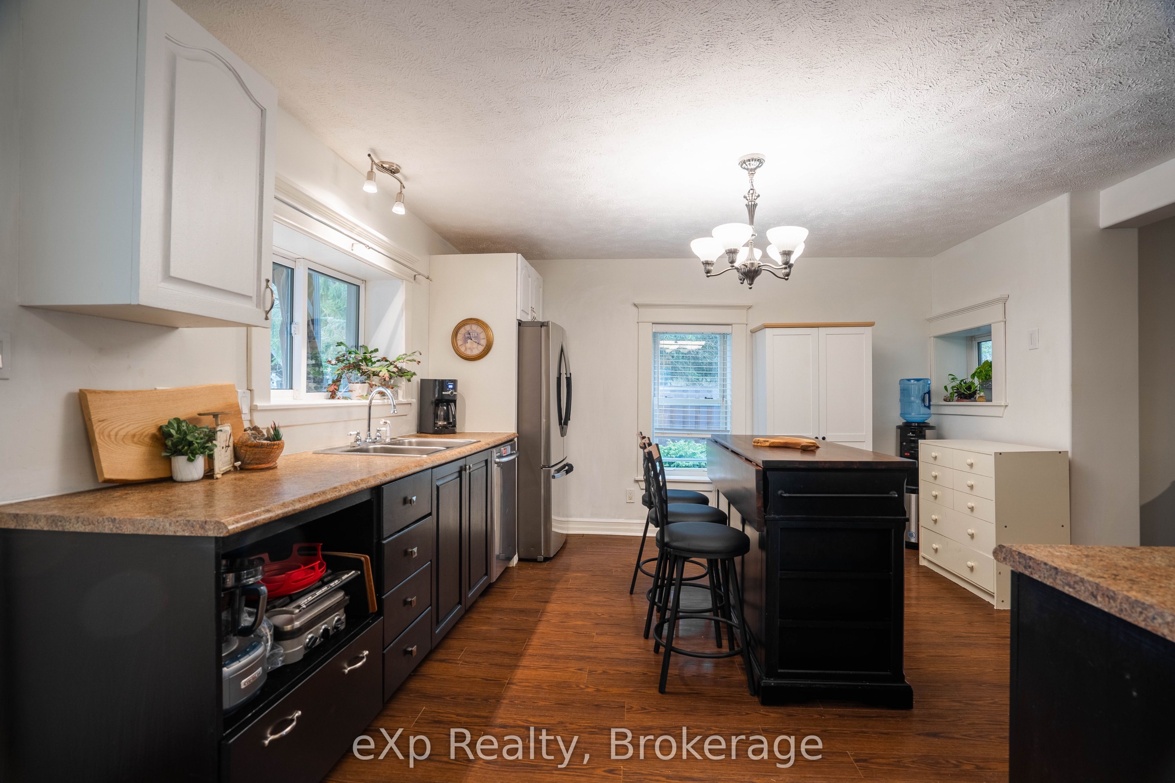 601 Dawson Street Property Photo 12