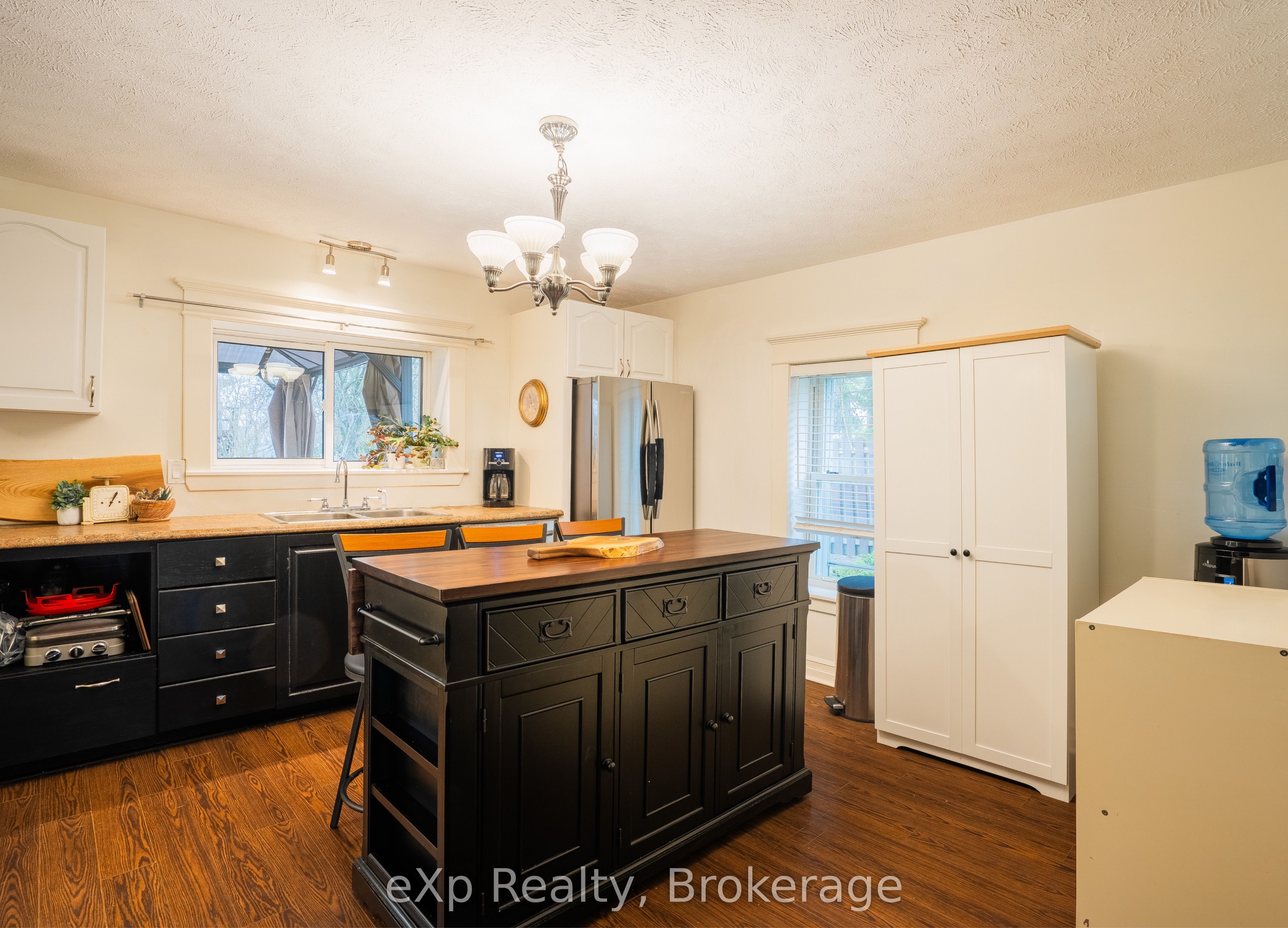 601 Dawson Street Property Photo 14