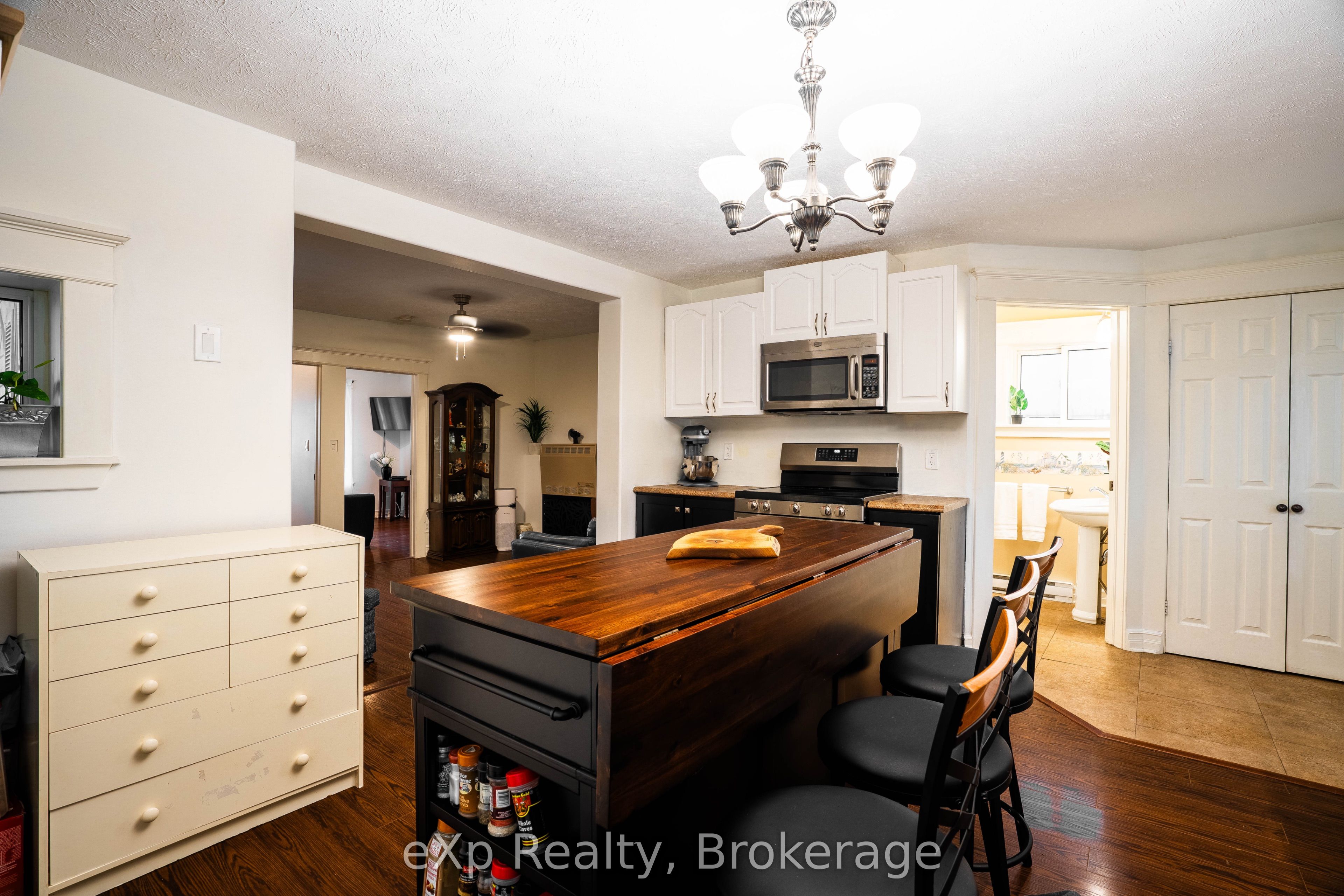 601 Dawson Street Property Photo 15