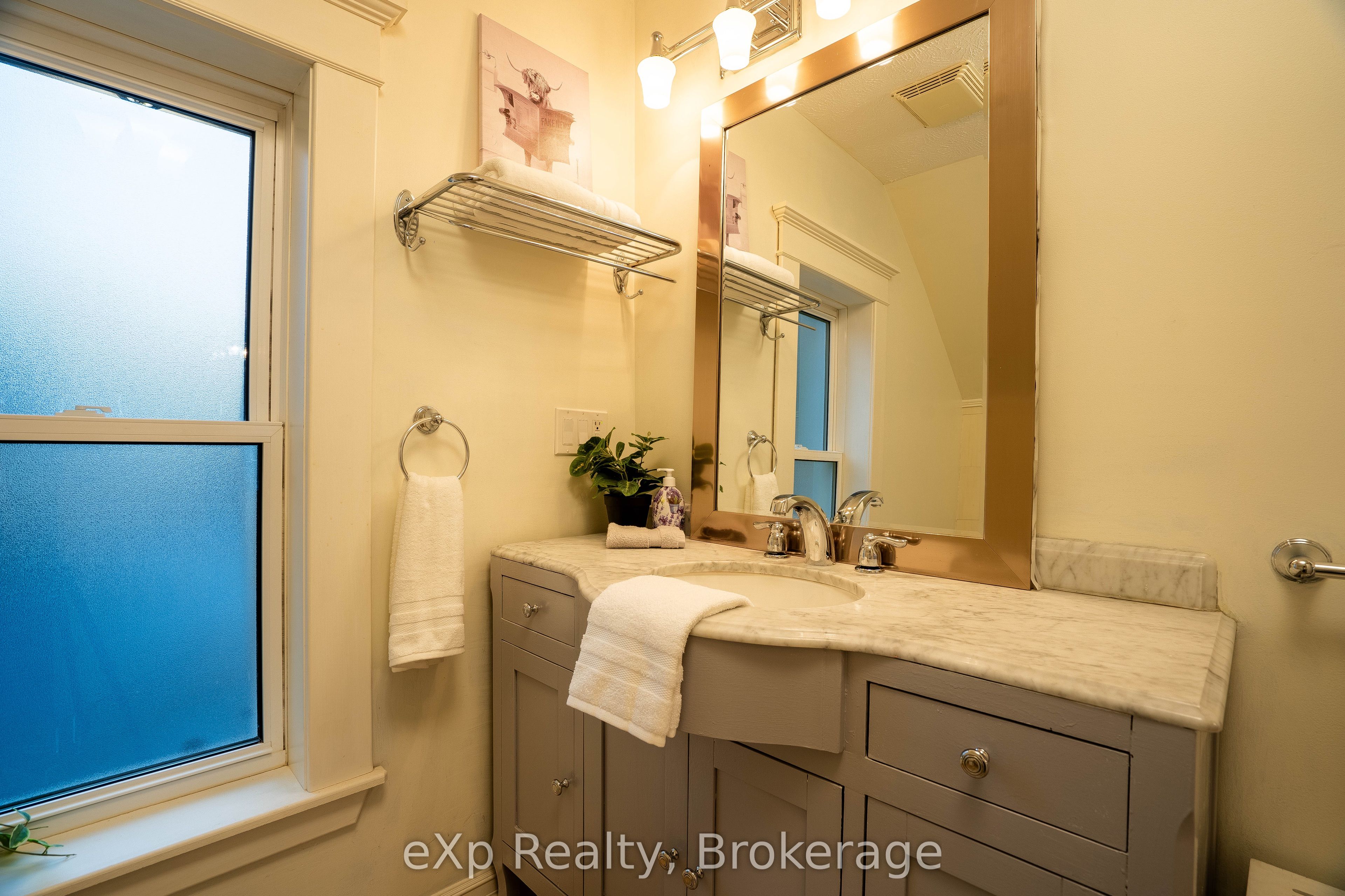 601 Dawson Street Property Photo 28