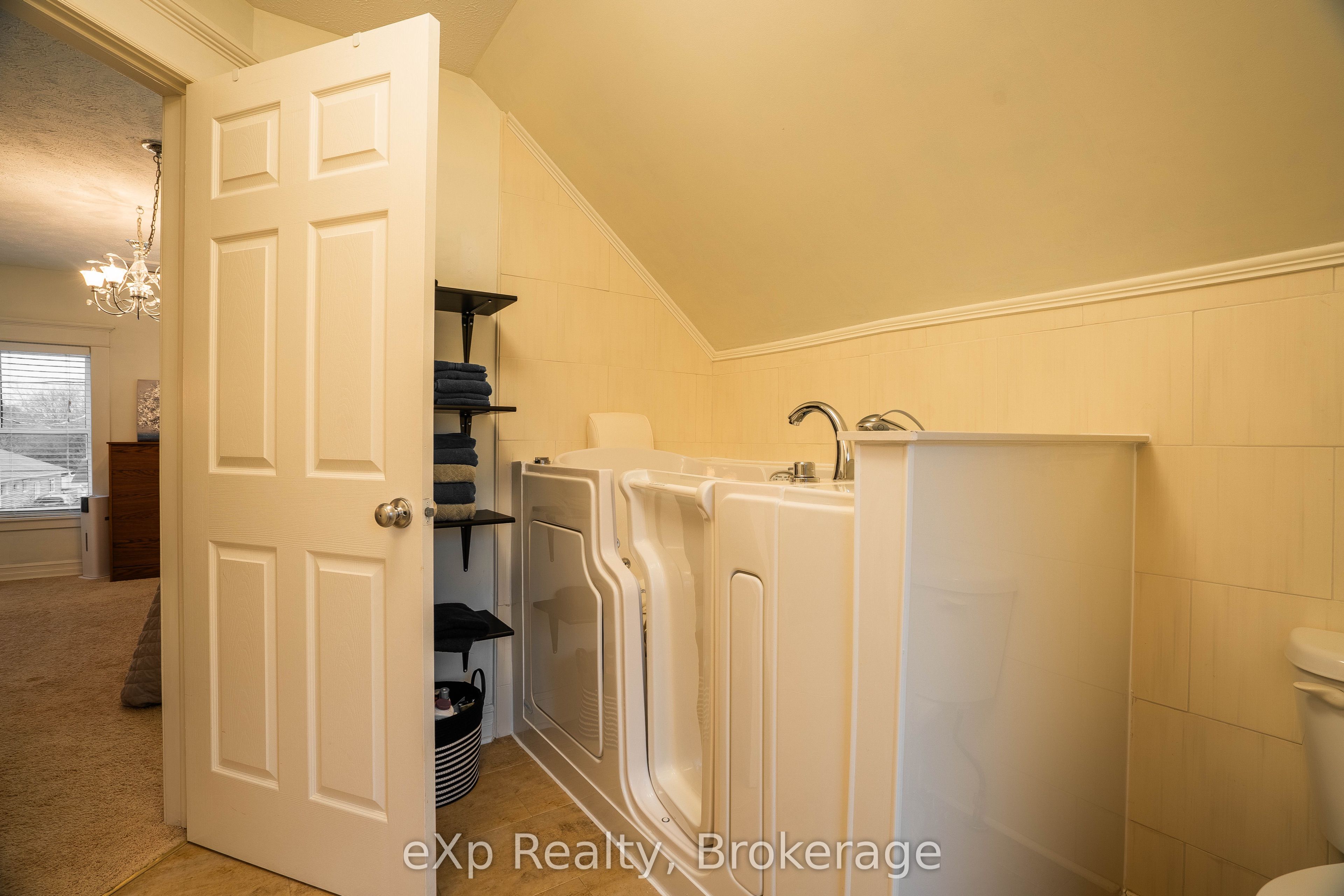 601 Dawson Street Property Photo 29