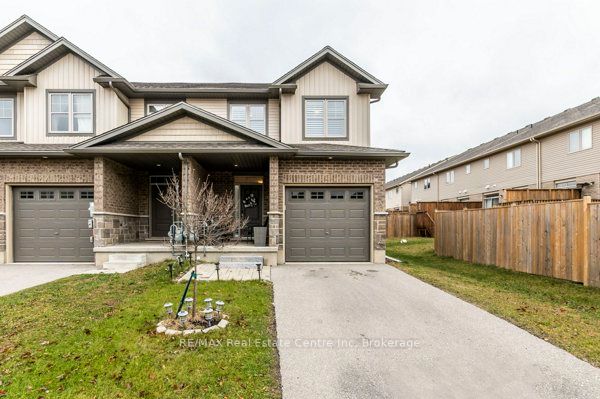 44 Kay Cres Property Photo