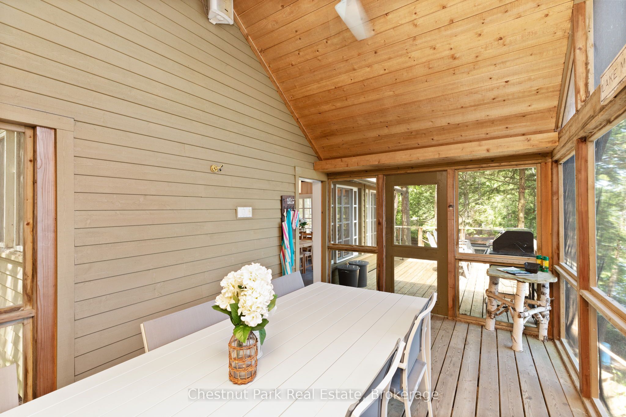 29 Island 26lm N/a Property Photo 12