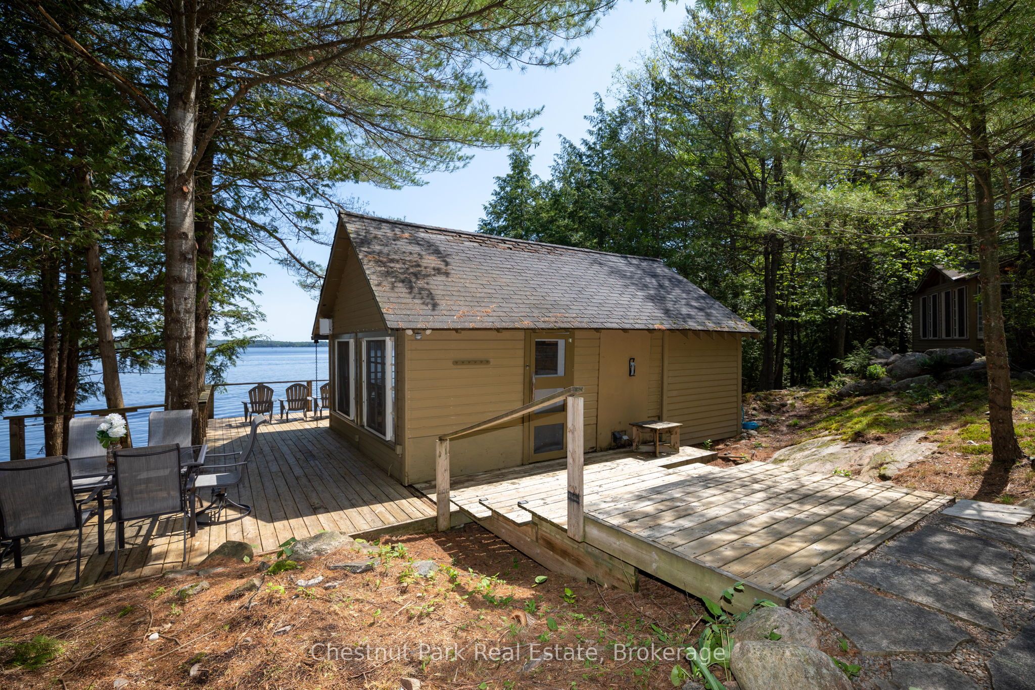 29 Island 26lm N/a Property Photo 17