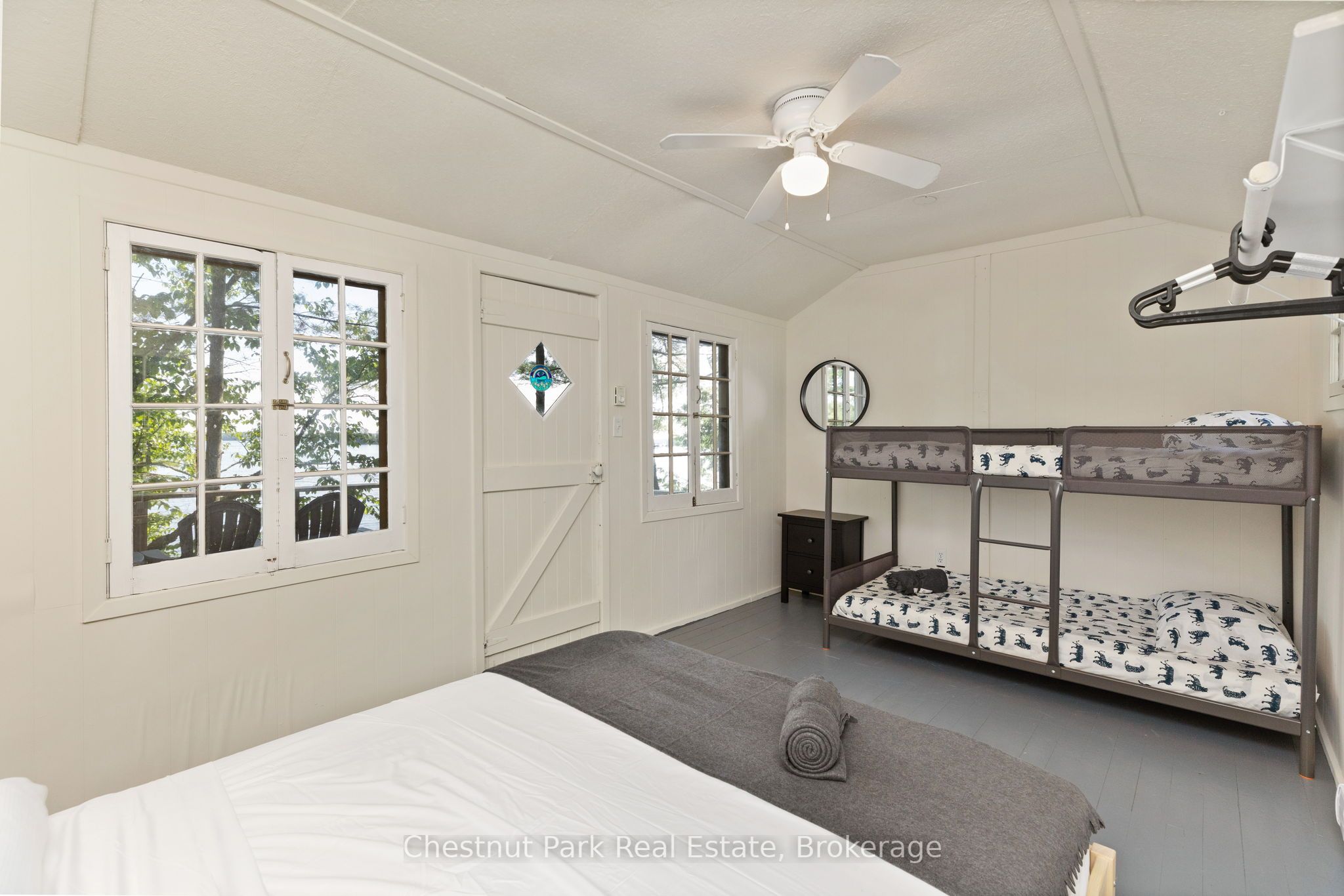 29 Island 26lm N/a Property Photo 37