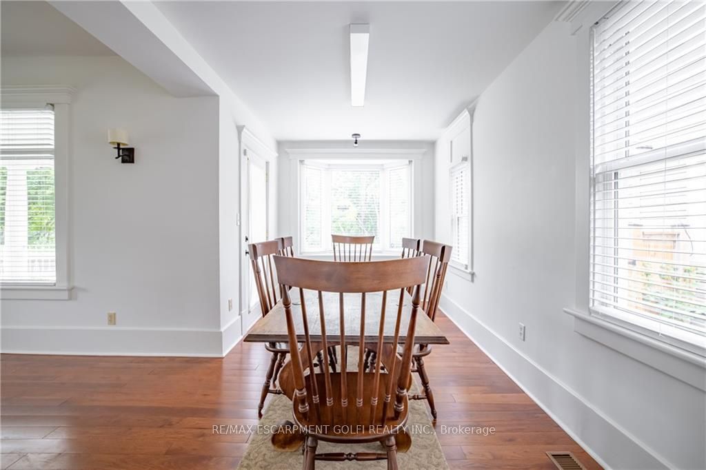 3769 Main Street Property Photo 15
