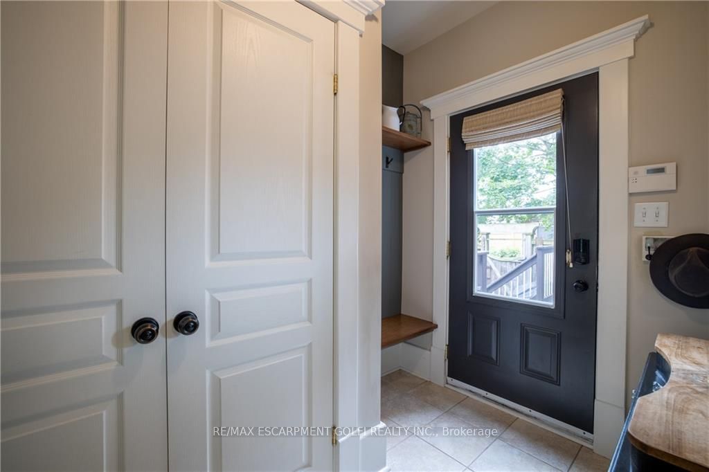3769 Main Street Property Photo 26