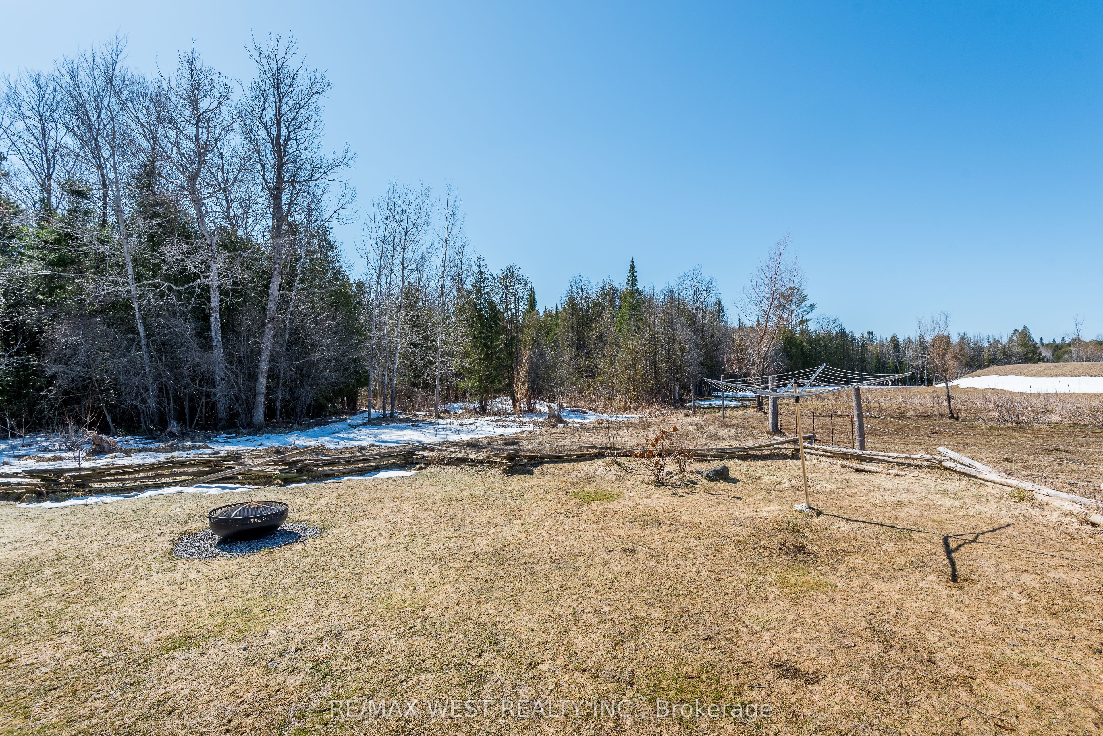 475 Fleetwood Road Property Photo 10