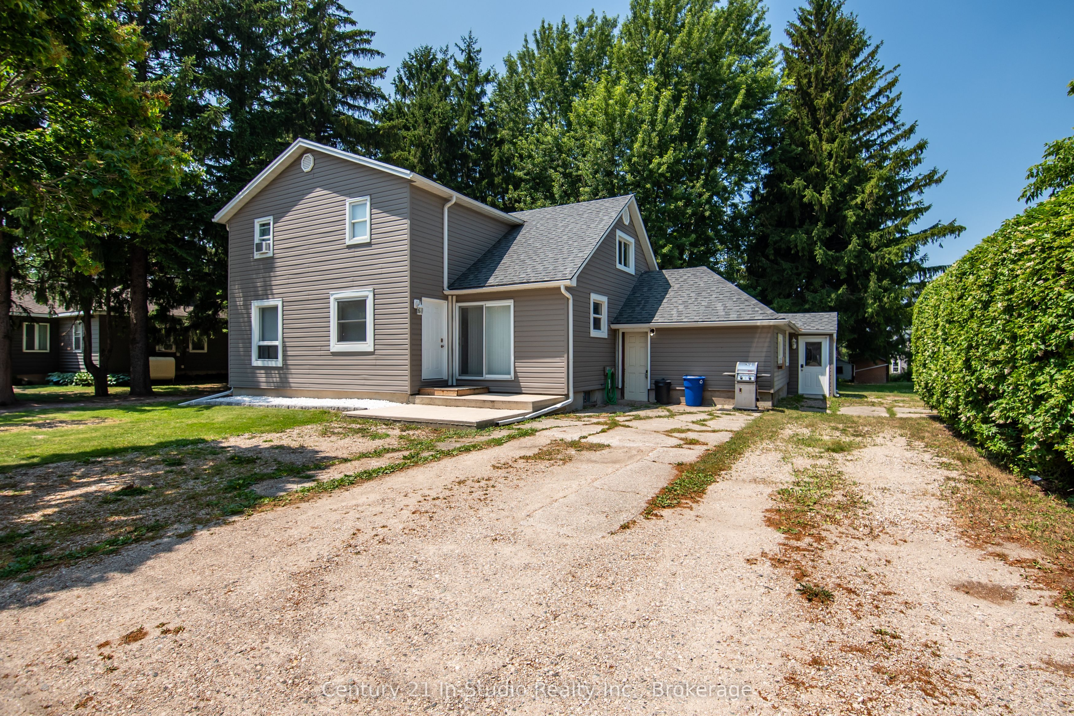 103 King Street Property Photo 1