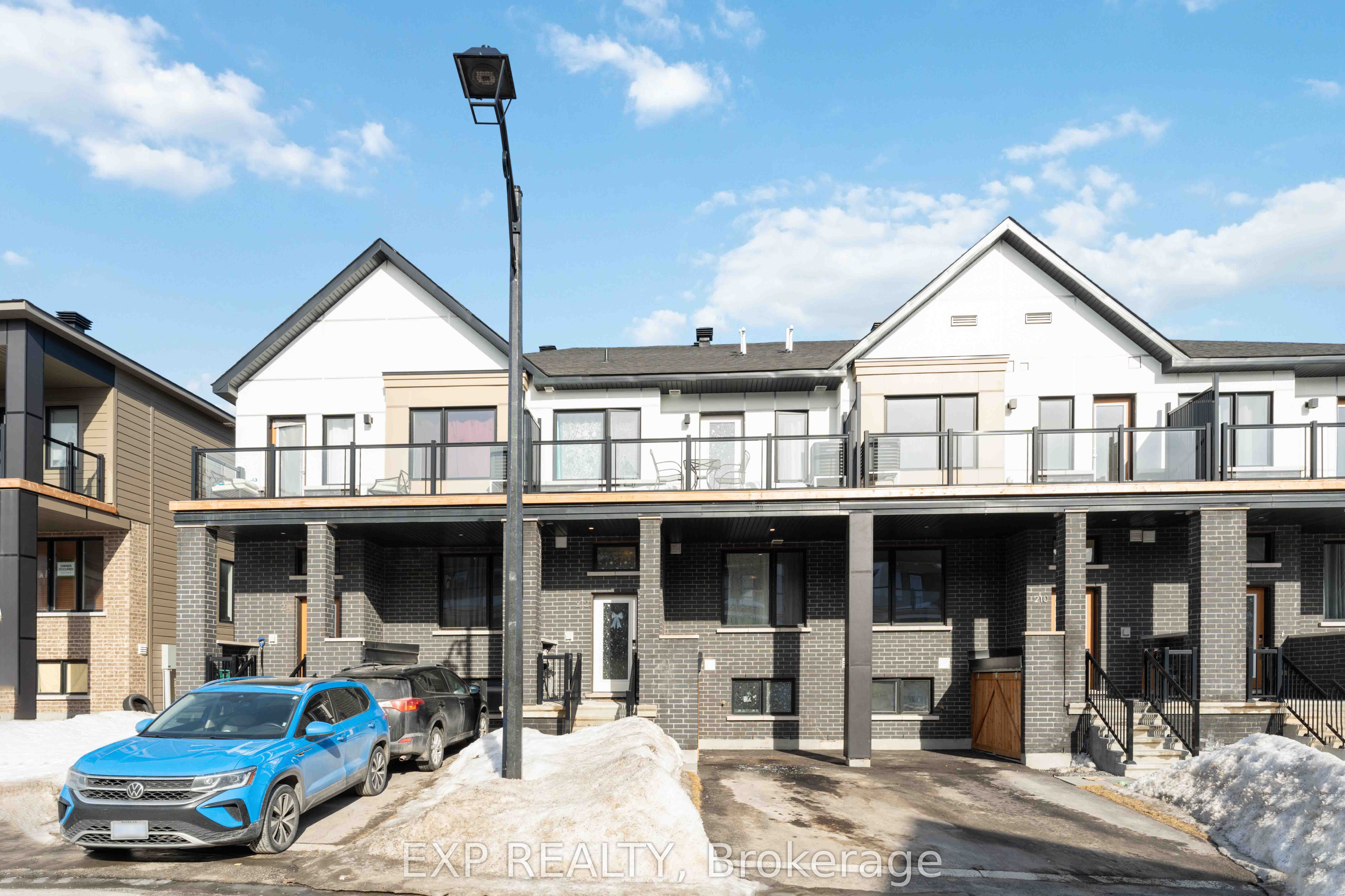 212 Speckled Alder Row Property Photo