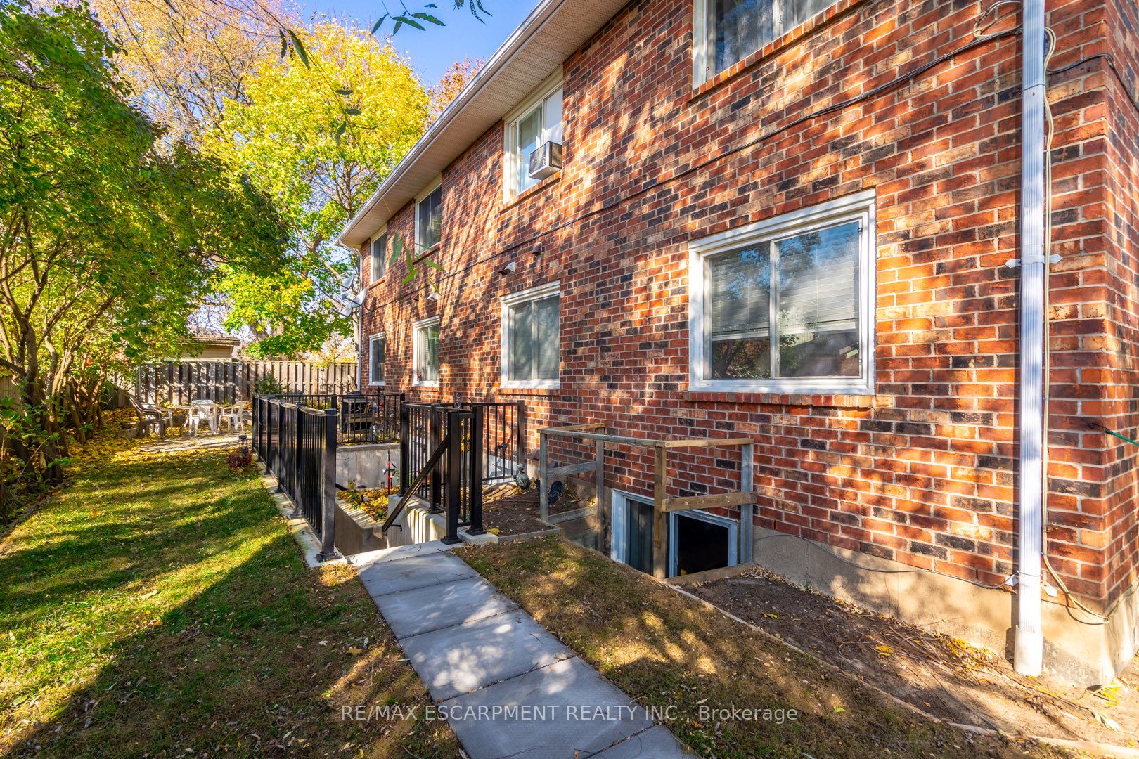 81 Hamilton Street Property Photo 6