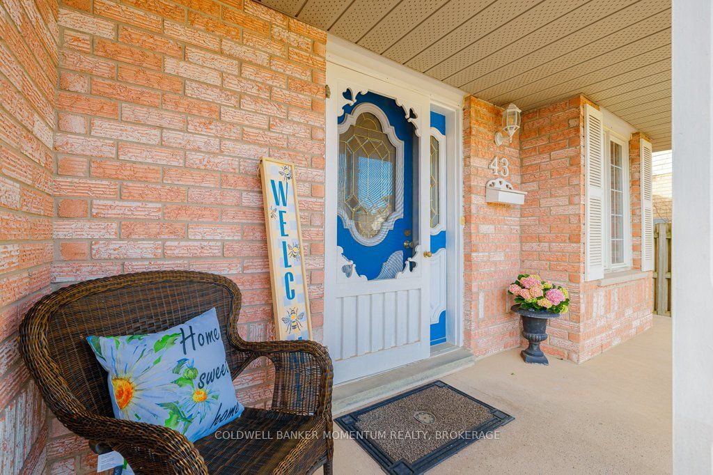 43 Silvercrest Court Property Photo 5