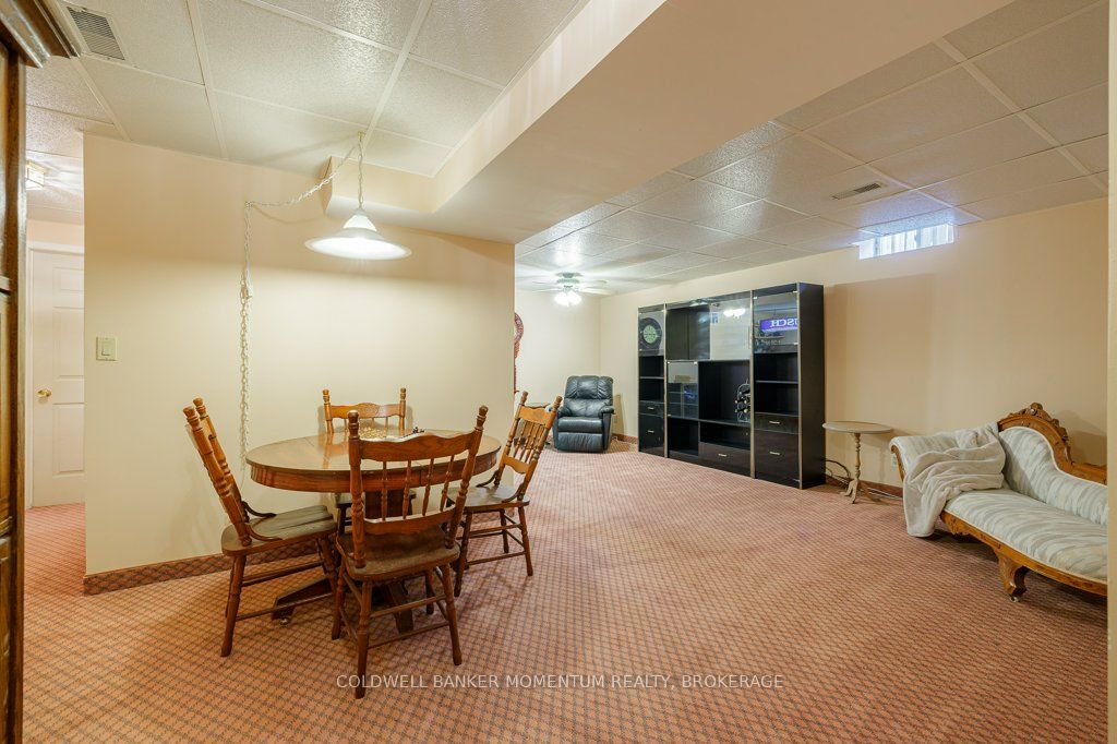 43 Silvercrest Court Property Photo 34