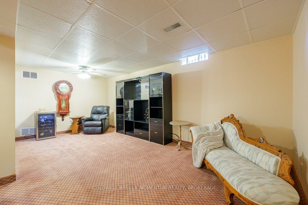 43 Silvercrest Court Property Photo 36