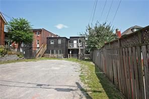 590 Main Street E Property Photo 3