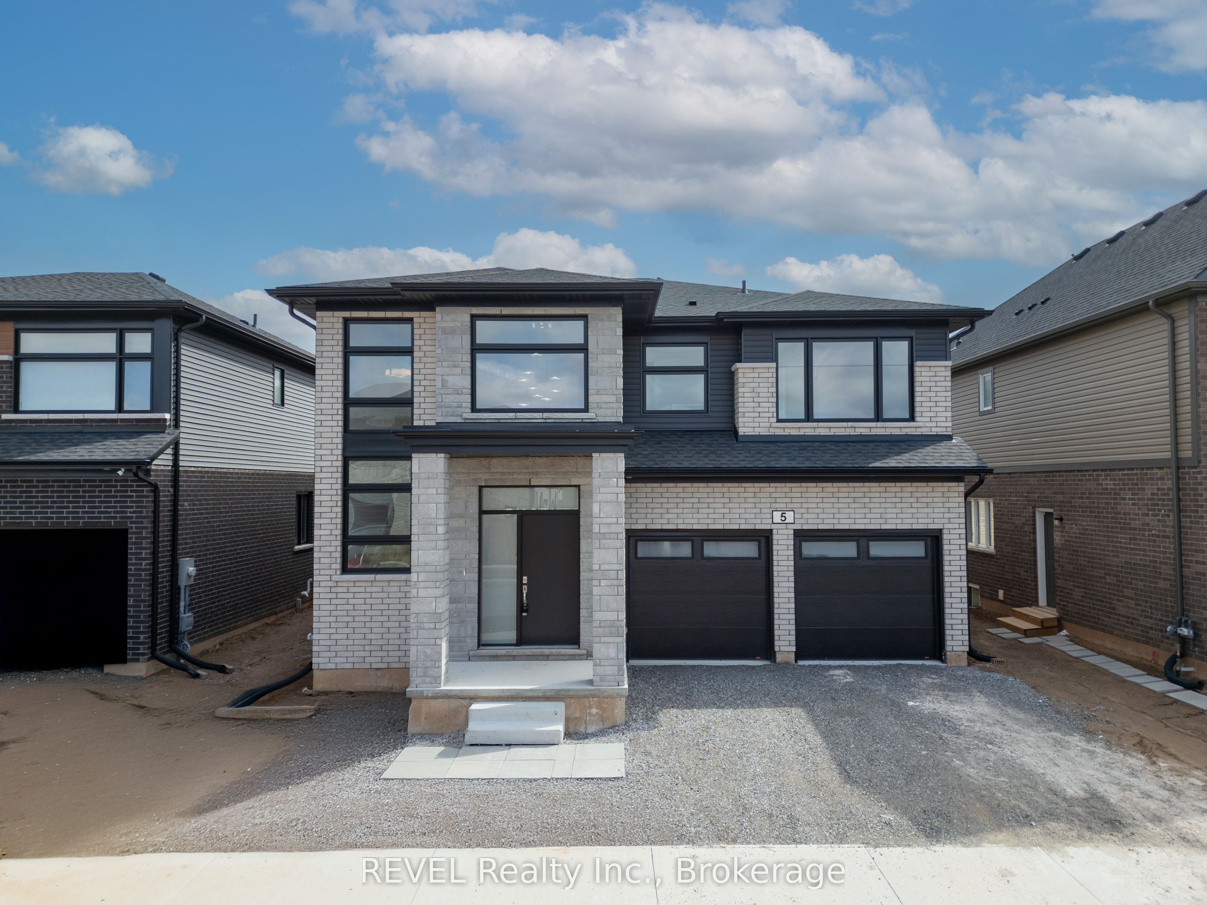 5 Samuel Avenue Property Photo