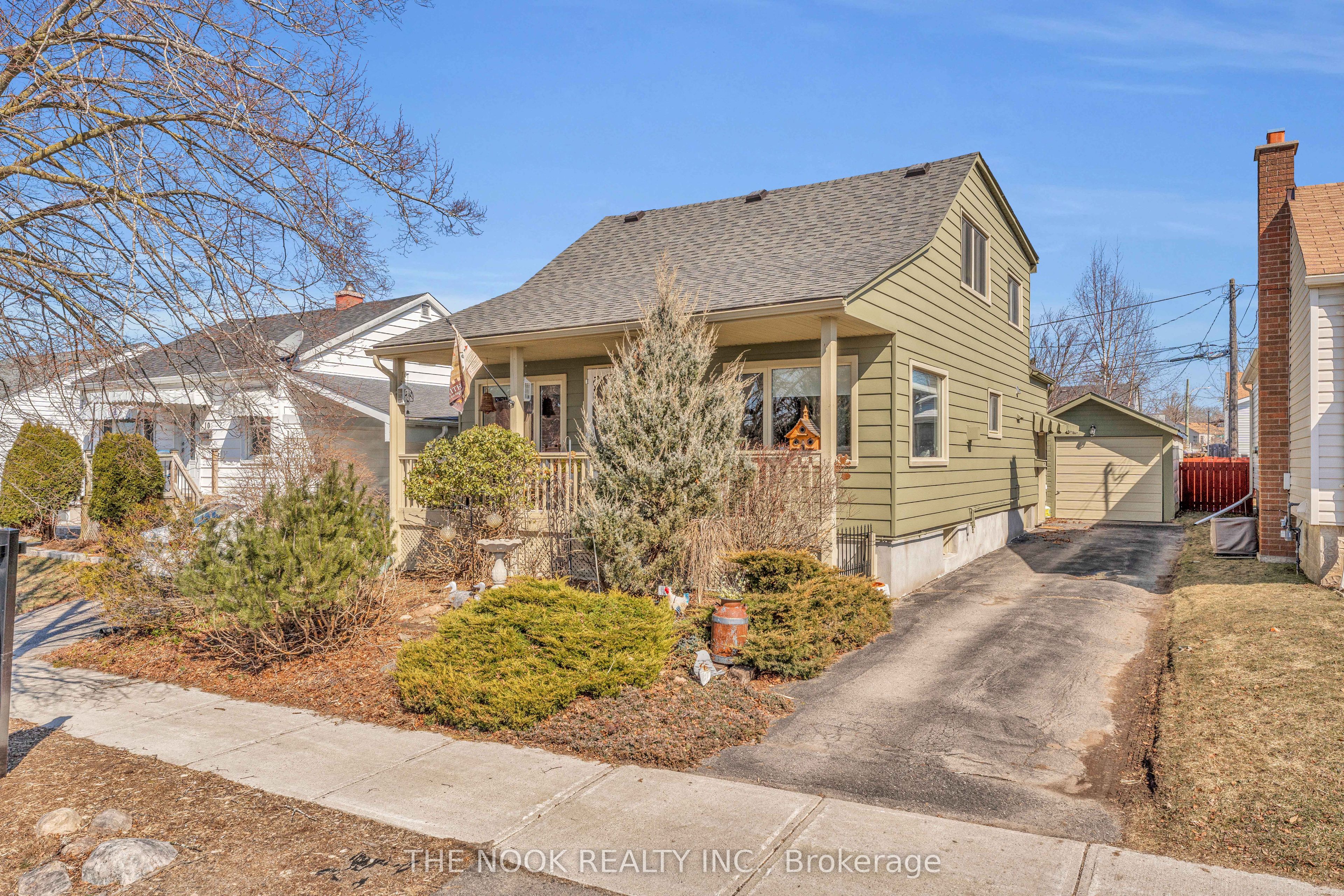 12 Bruce Street Property Photo