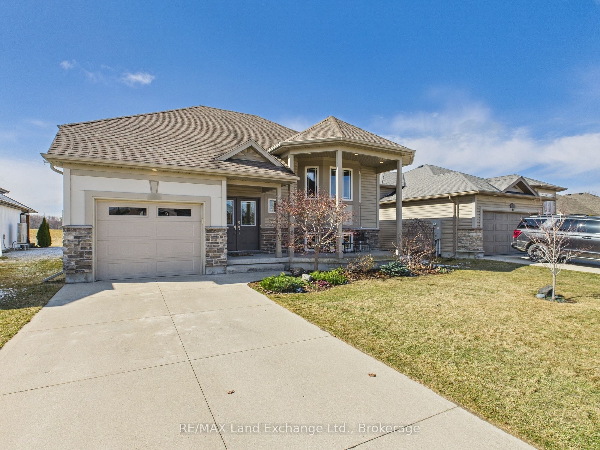 #60 - 529 Stornoway Way Property Photo 2