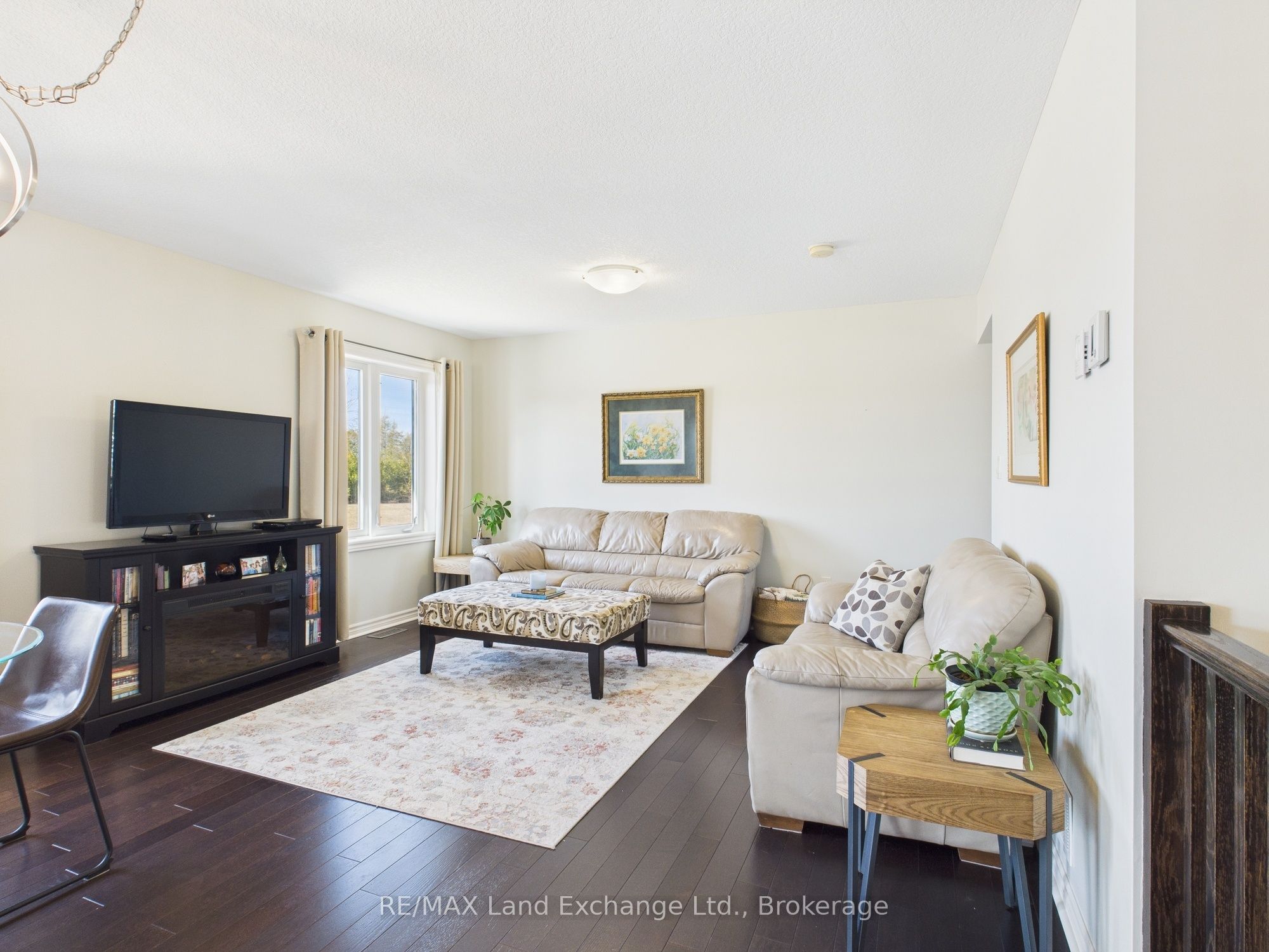 #60 - 529 Stornoway Way Property Photo 6