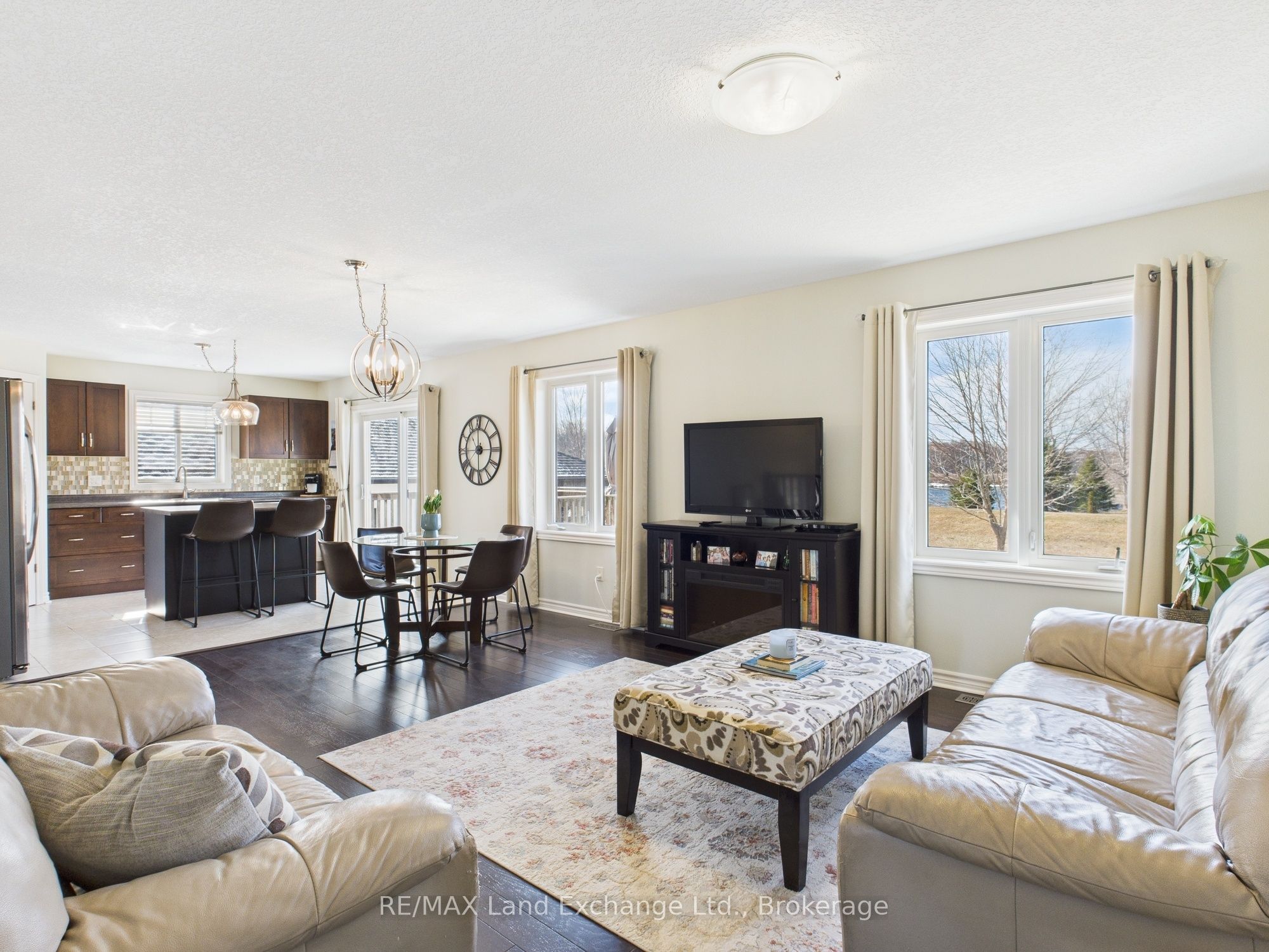 #60 - 529 Stornoway Way Property Photo 10