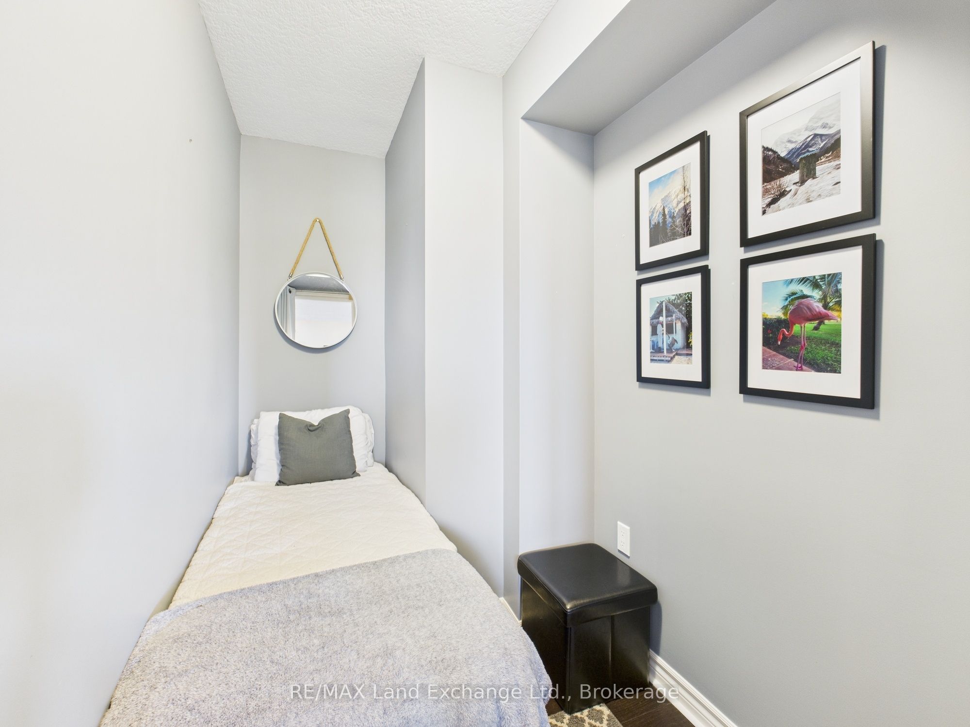 #60 - 529 Stornoway Way Property Photo 18