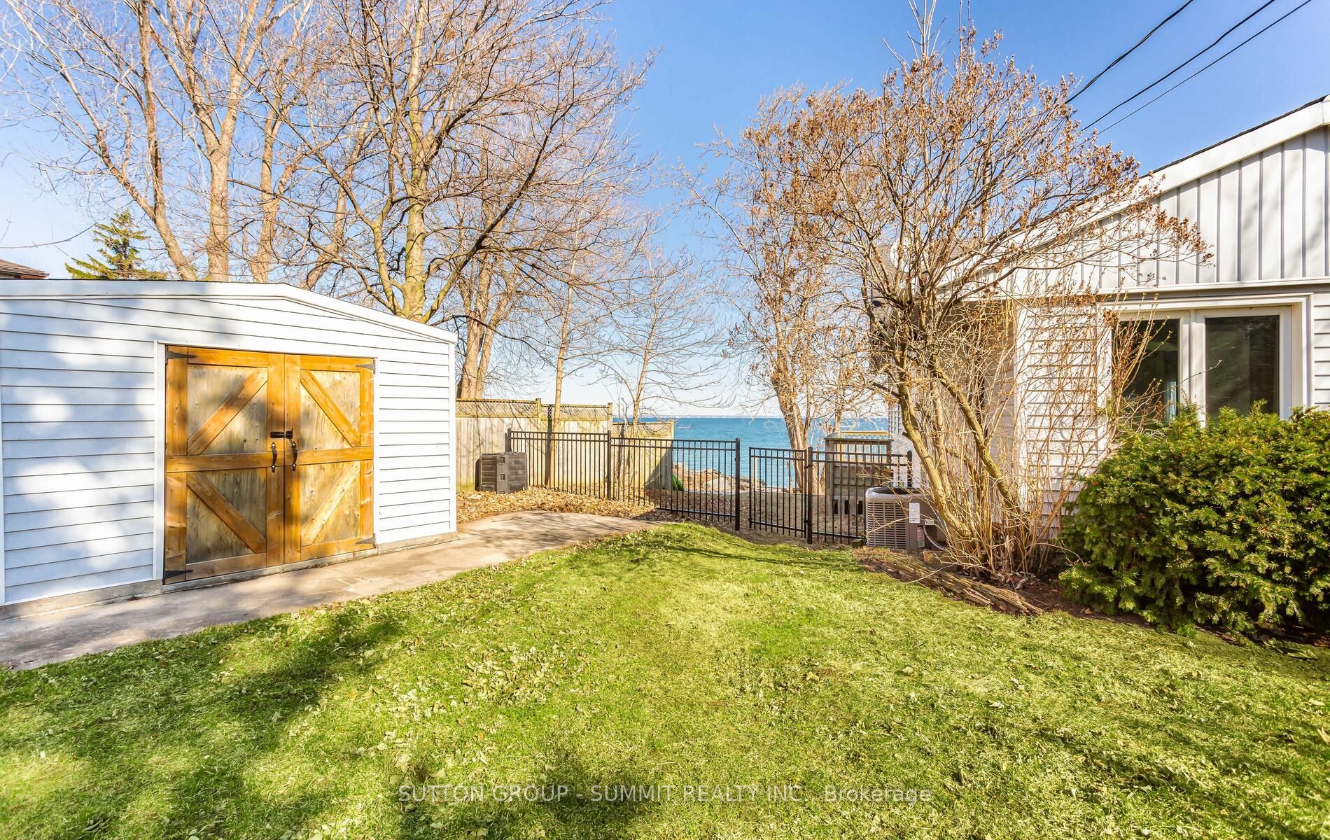 18 1/2 Lakeshore Drive Property Photo 22