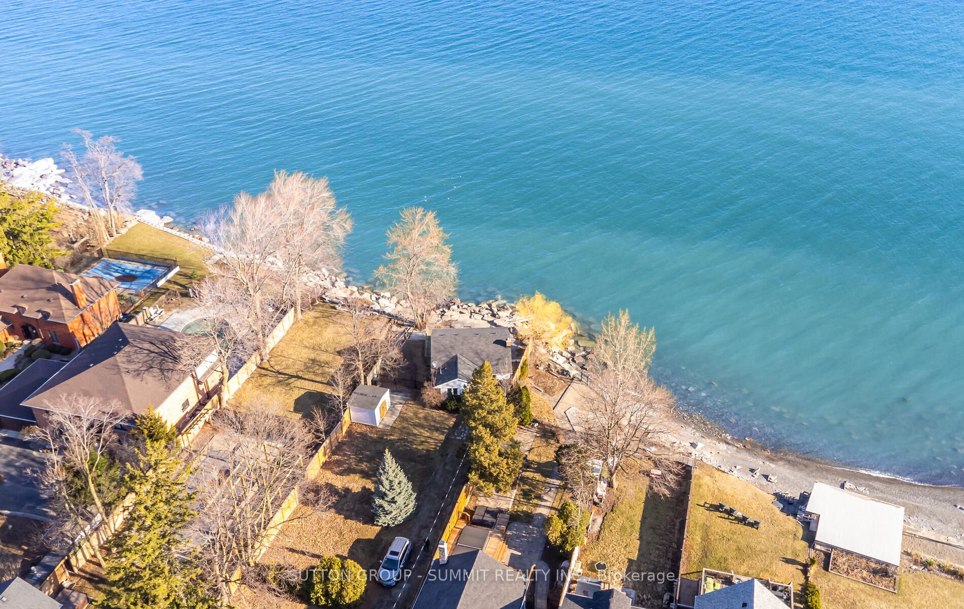 18 1/2 Lakeshore Drive Property Photo 26