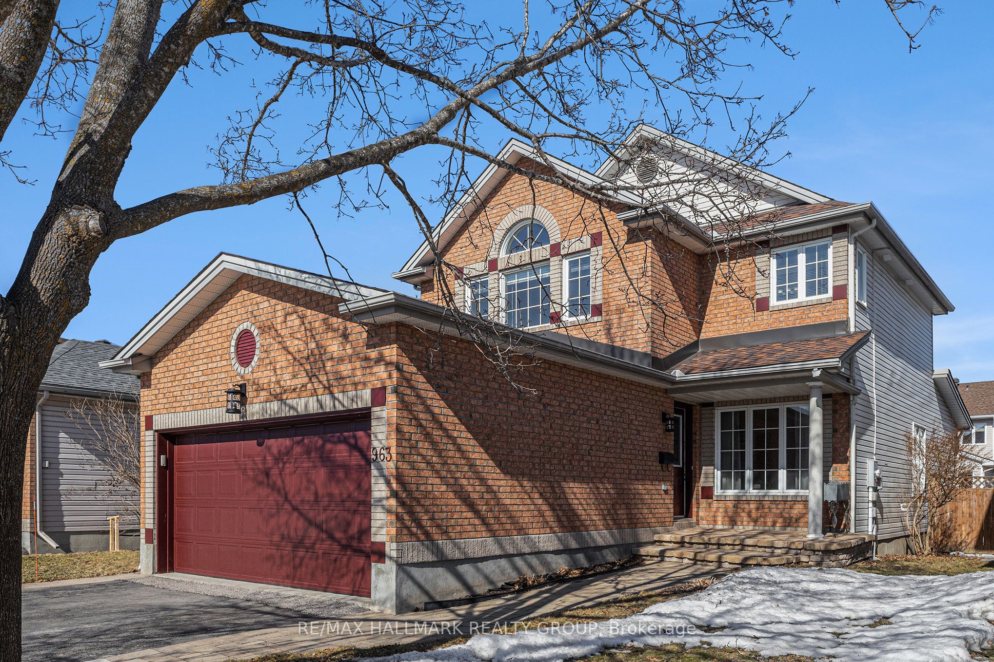 963 Como Crescent Property Photo