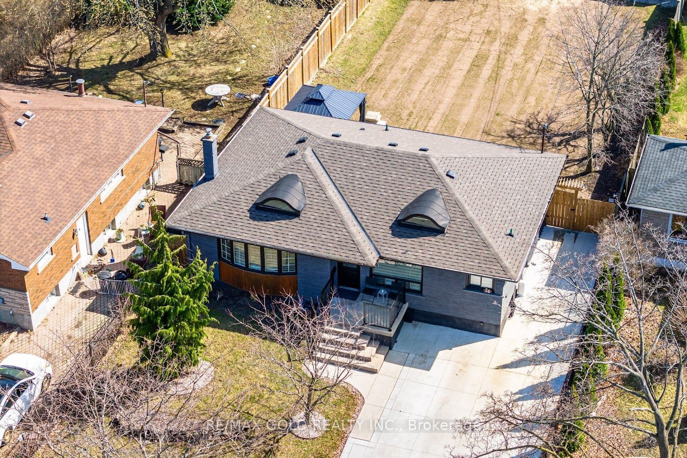 26 Hillgarden Road Property Photo