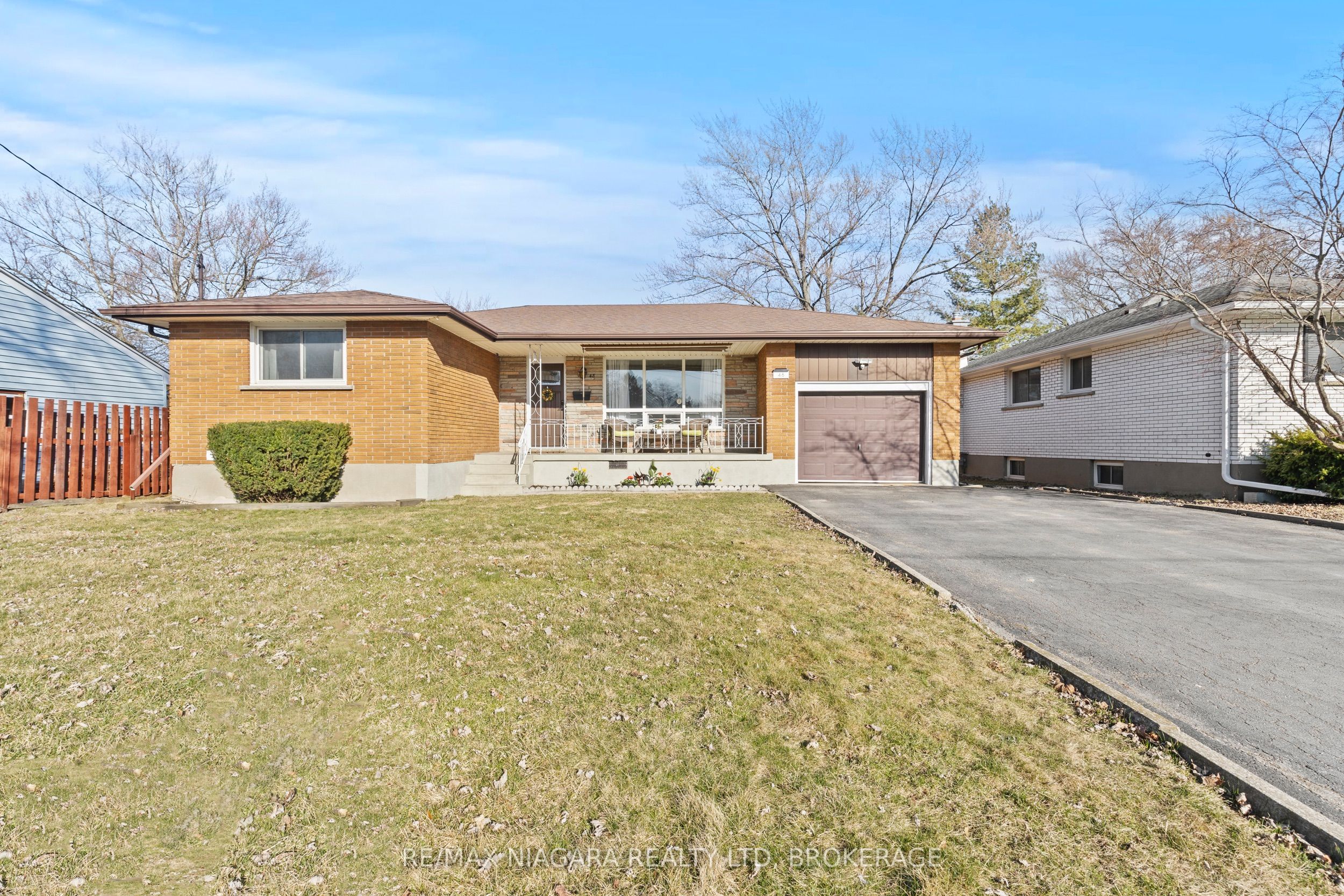 48 Valencourt Drive Property Photo